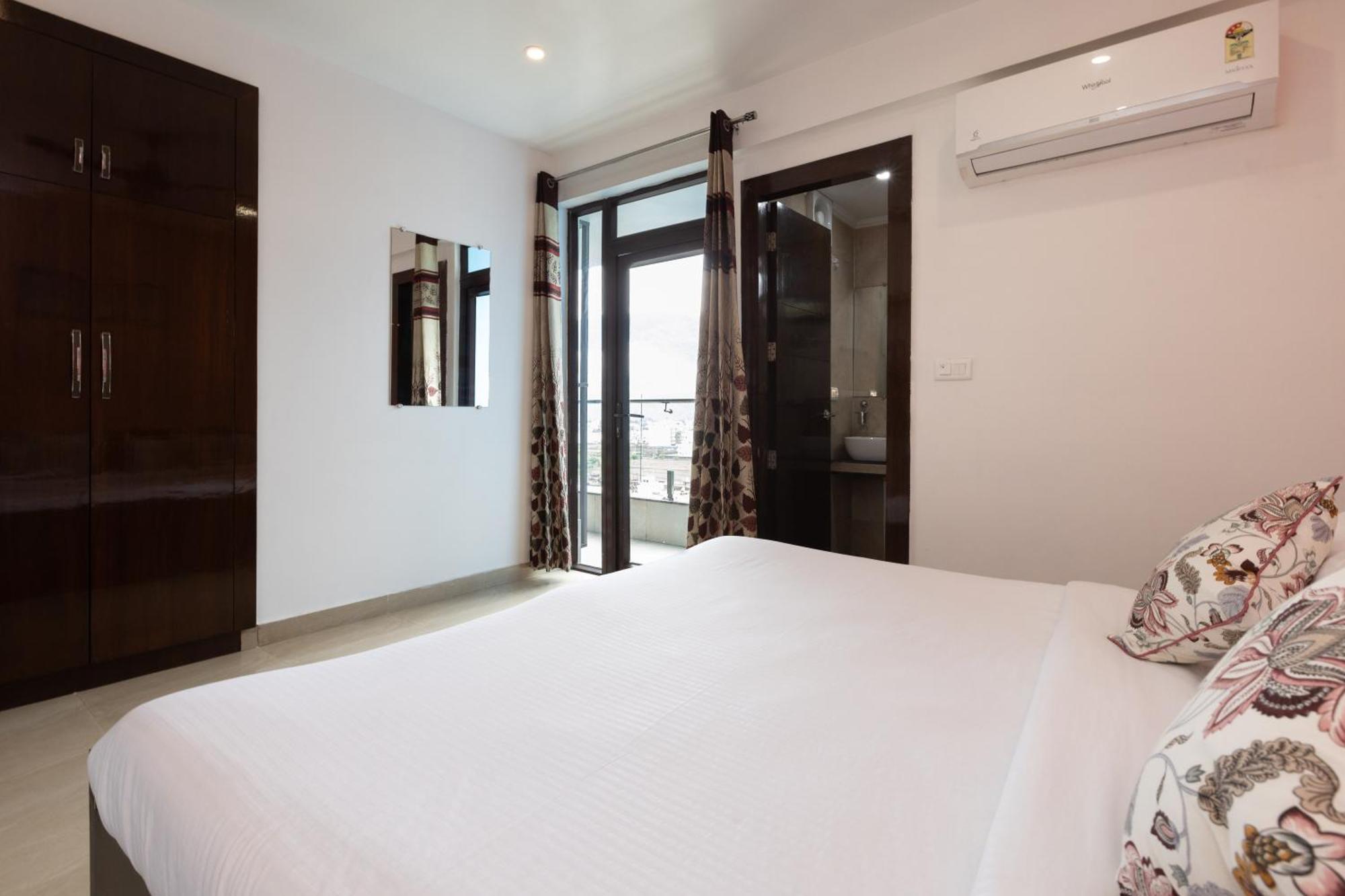 Rose 3bhk By Wabi Sabi With Private Balcony Rishikesh