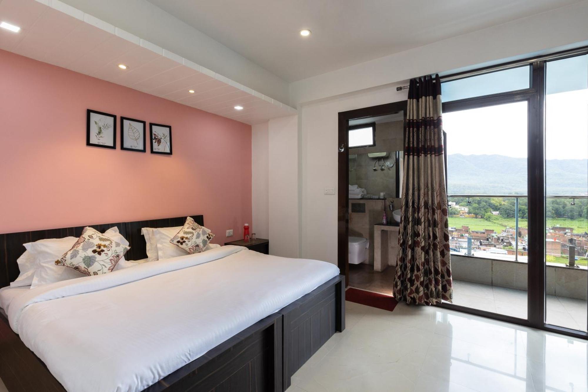 Rose 3bhk By Wabi Sabi With Private Balcony * Rishikesh