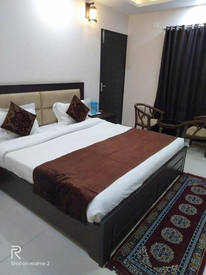Tulsi Hotel 3*