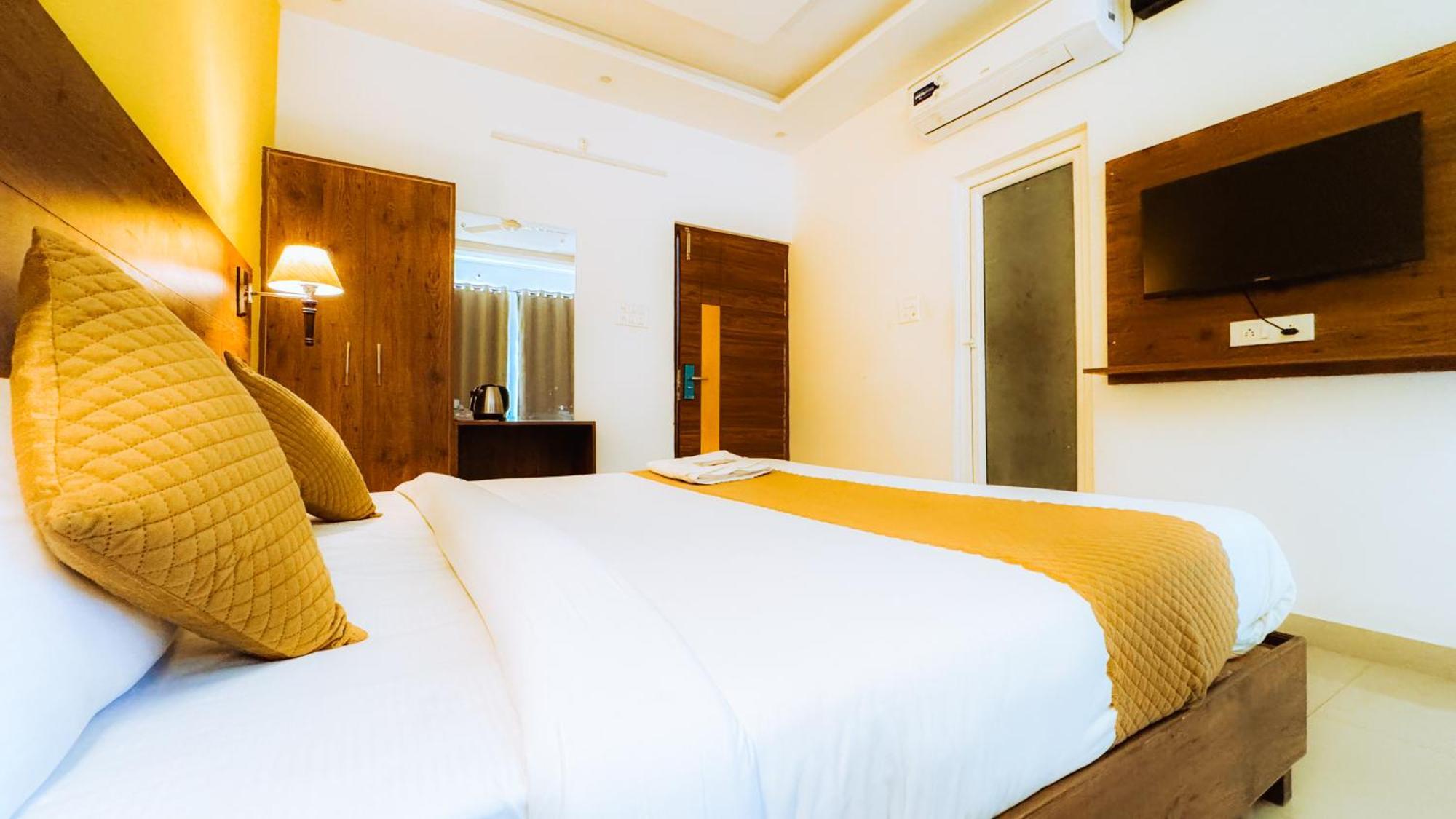 Hostel Hot - House Of Travellers,