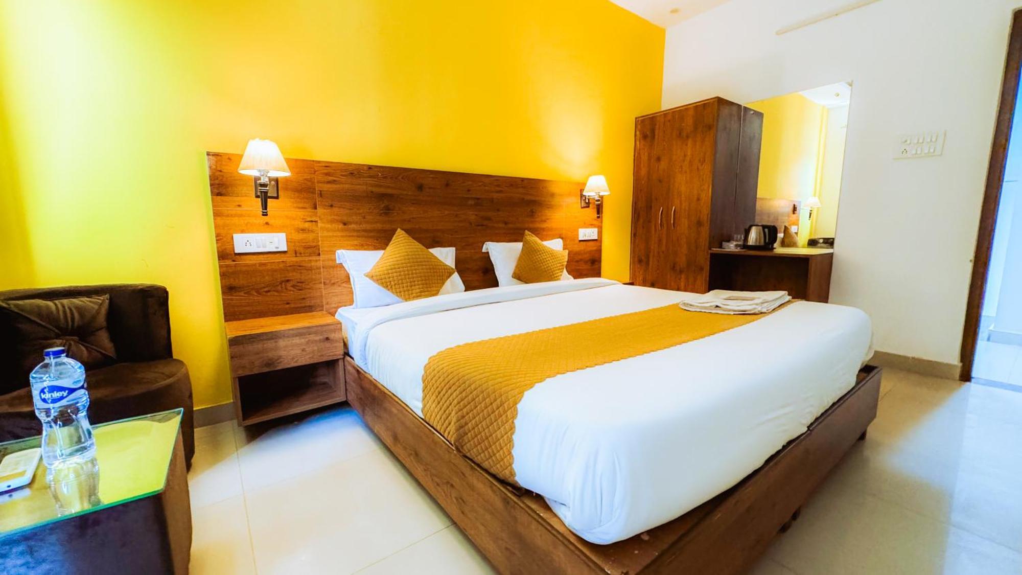 Hot - House Of Travellers, Rishikesh