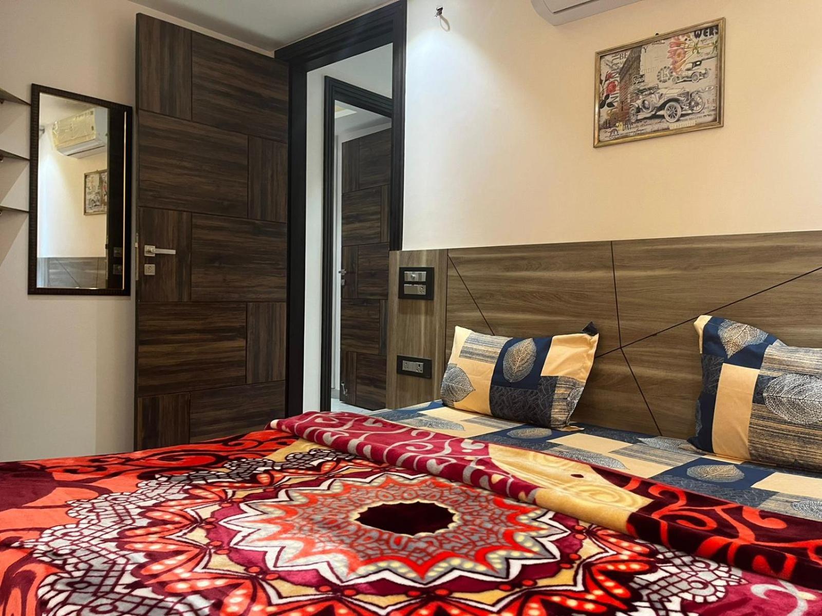 Luxury 2bhk 3ac Terrace View Lift Kitchen In Hills Tapovan Apartment