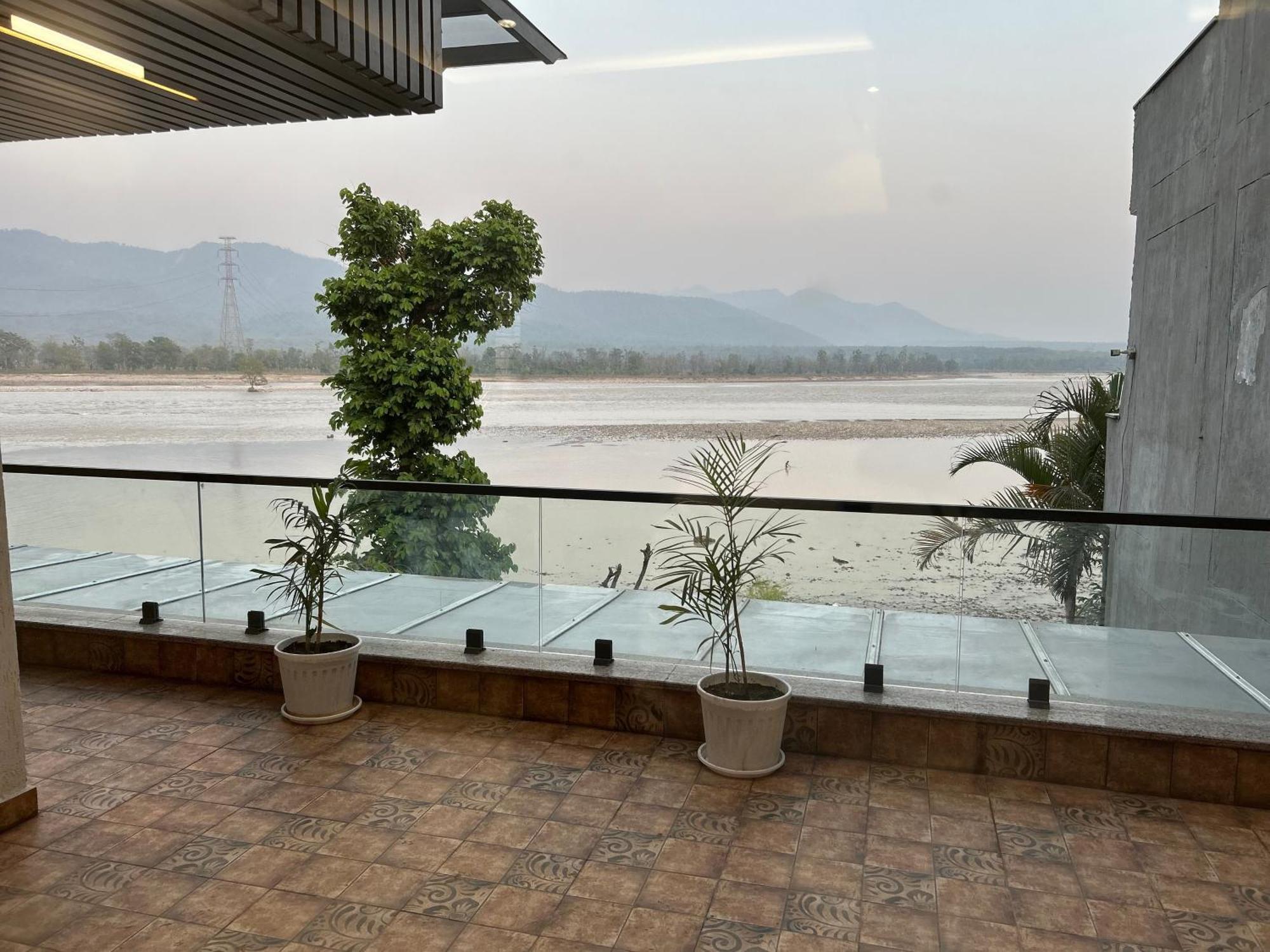 Ganga Euphoria - A Luxury On The Ganges Villa *