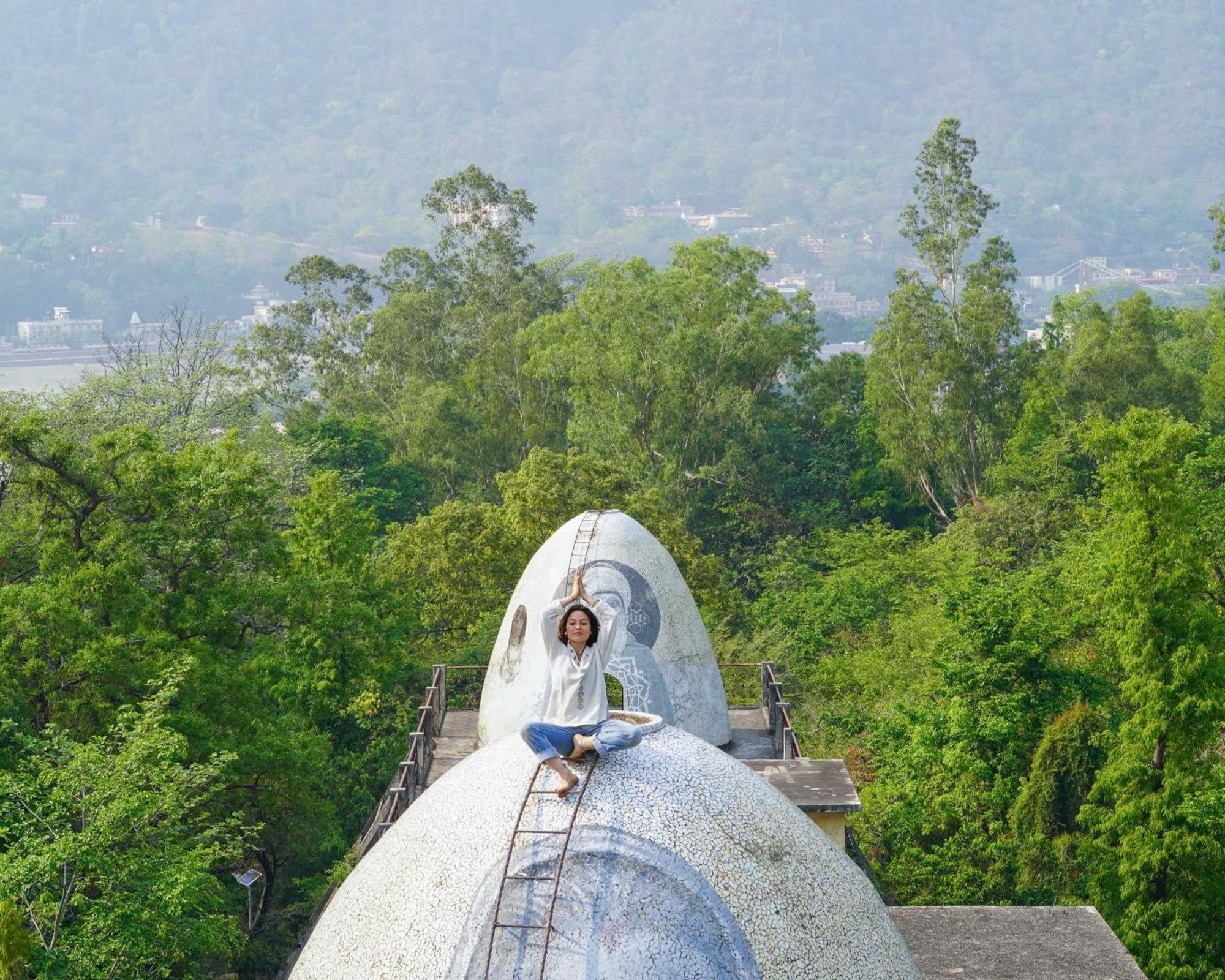Adi Yoga Ashram *