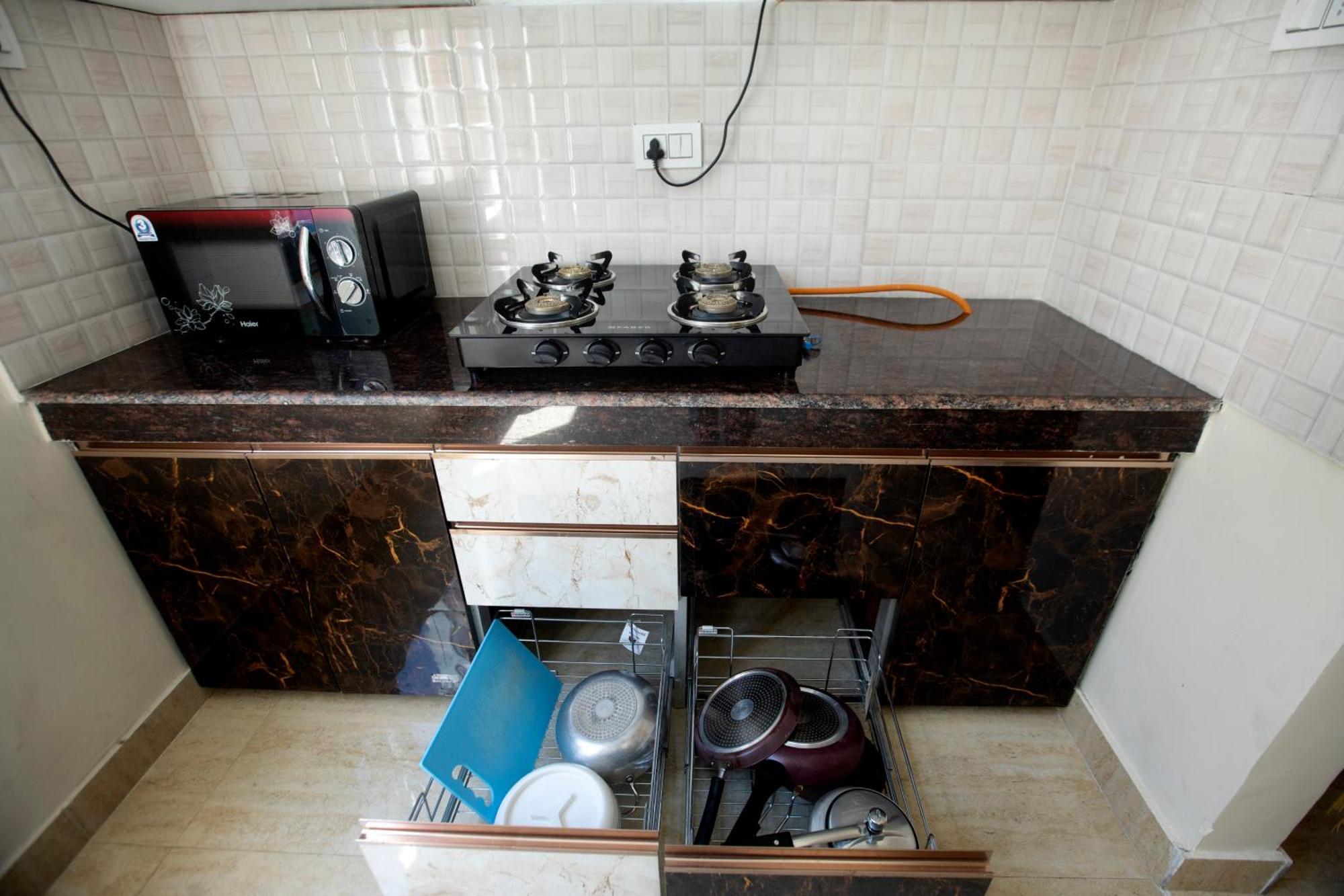 Yogvan Holidays 1bhk Tapovan Apartment *