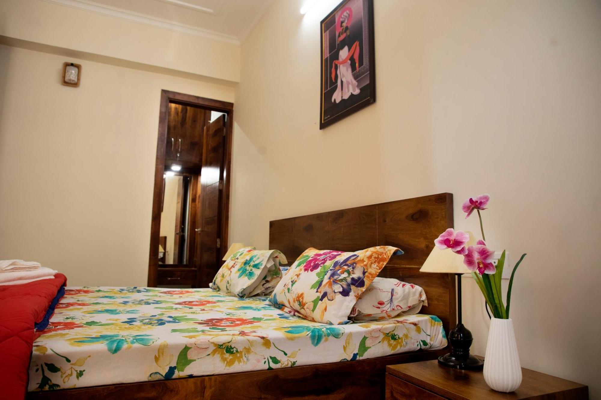 Yogvan Holidays 1bhk Tapovan