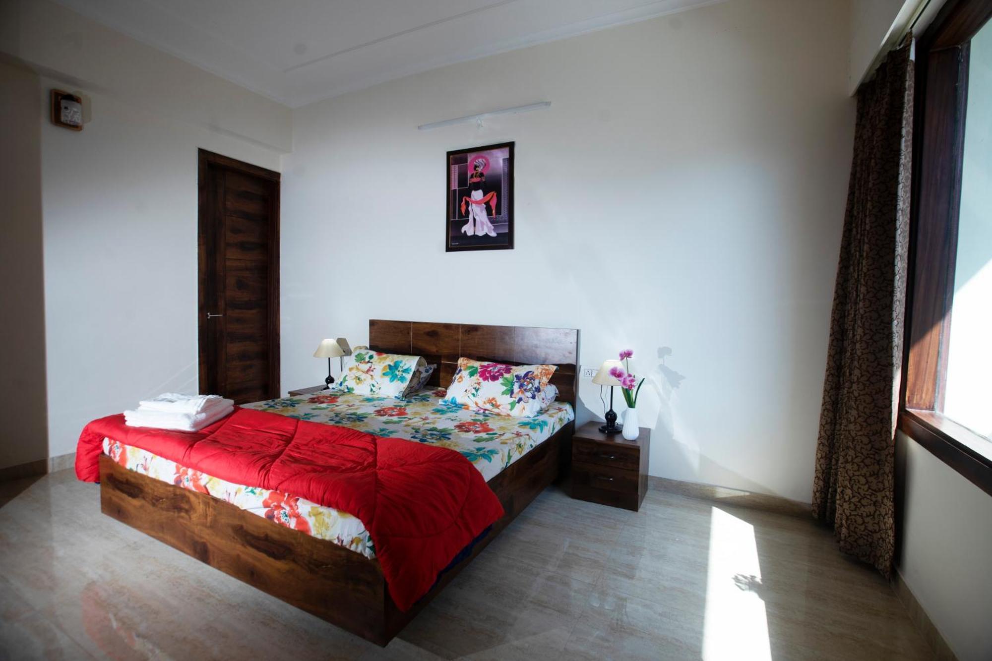 Yogvan Holidays 1bhk Tapovan Apartment *