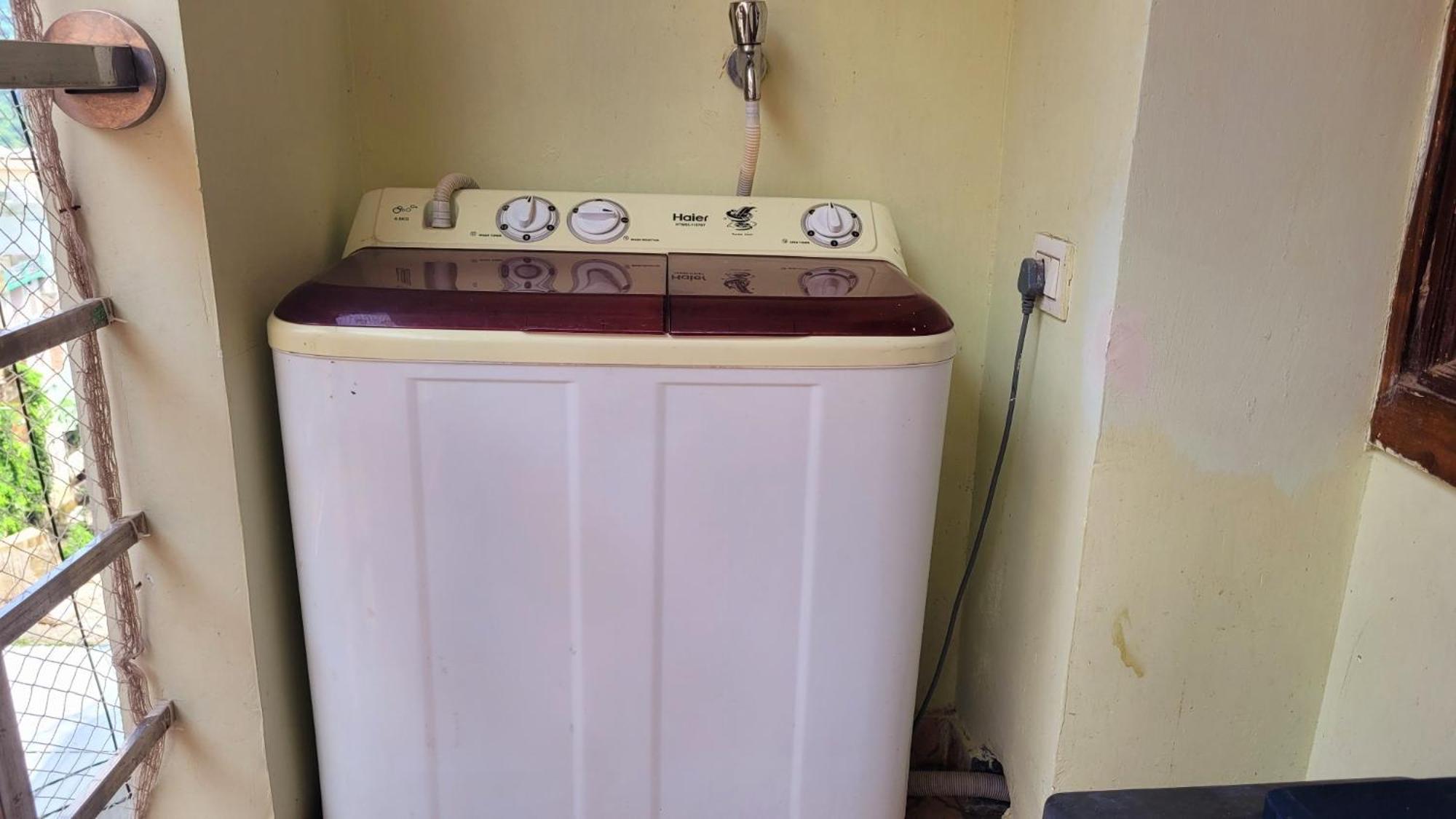 Apartment Yogvan Holidays 1bhk Tapovan *