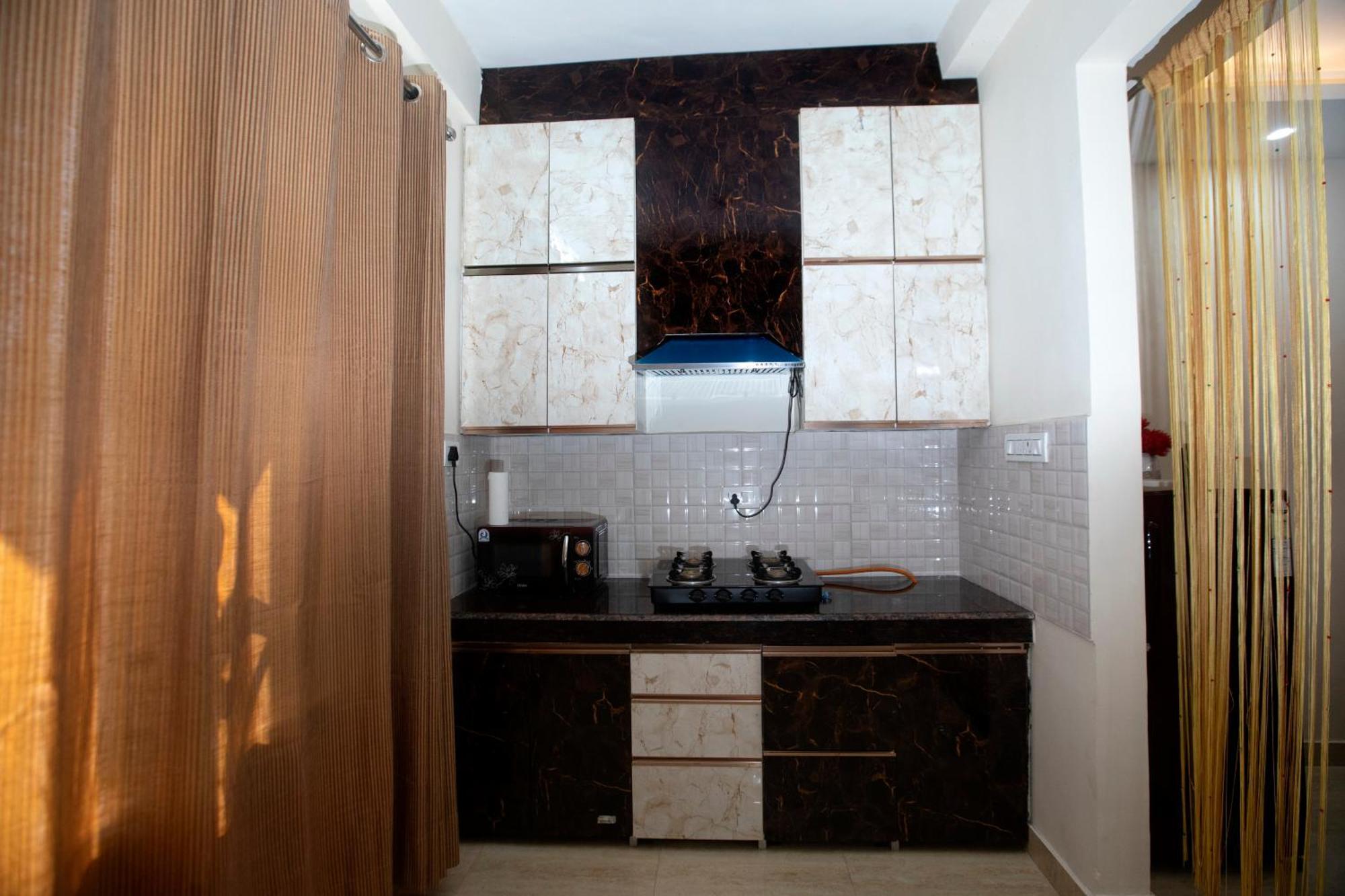 Yogvan Holidays 1bhk Tapovan *