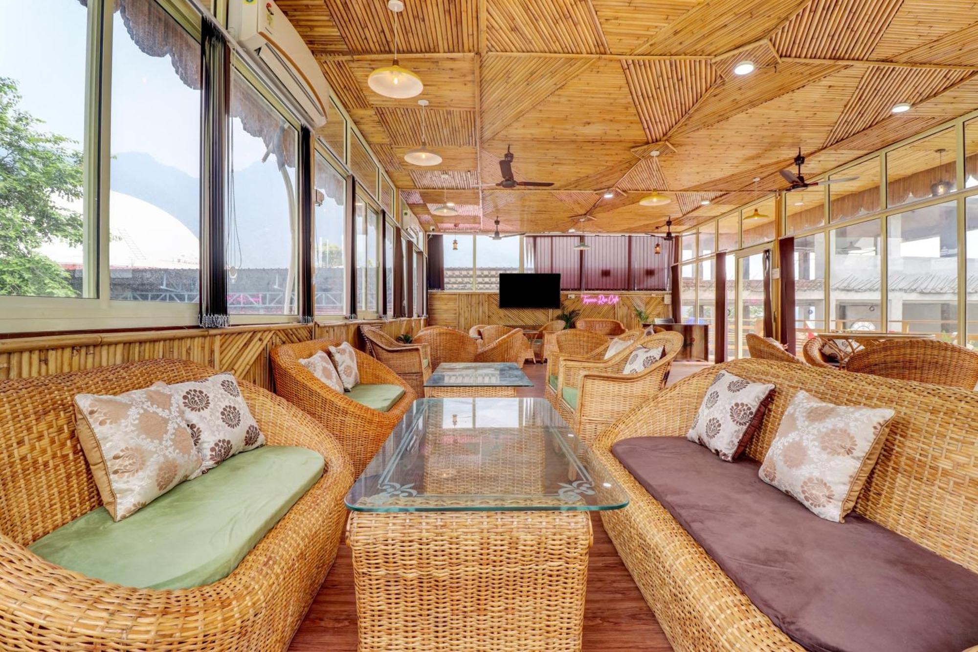 O Tapovan Rise And Cafe Hotel 5*