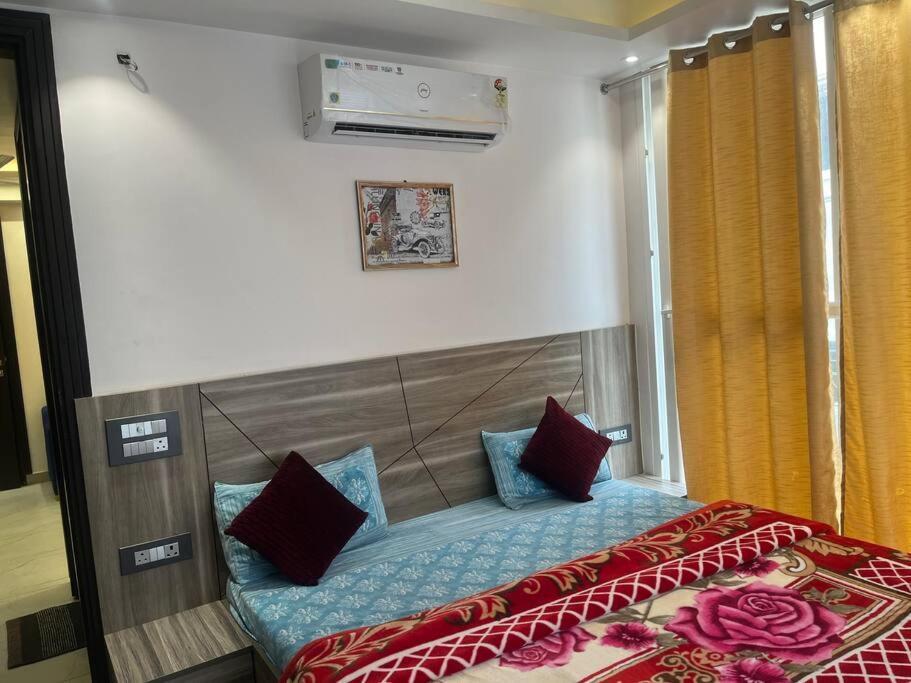 Entire Floor Luxury 3Bhk 3Baths 5 Double Beds In Tapovan Nr Laxman Jhulla Apartment