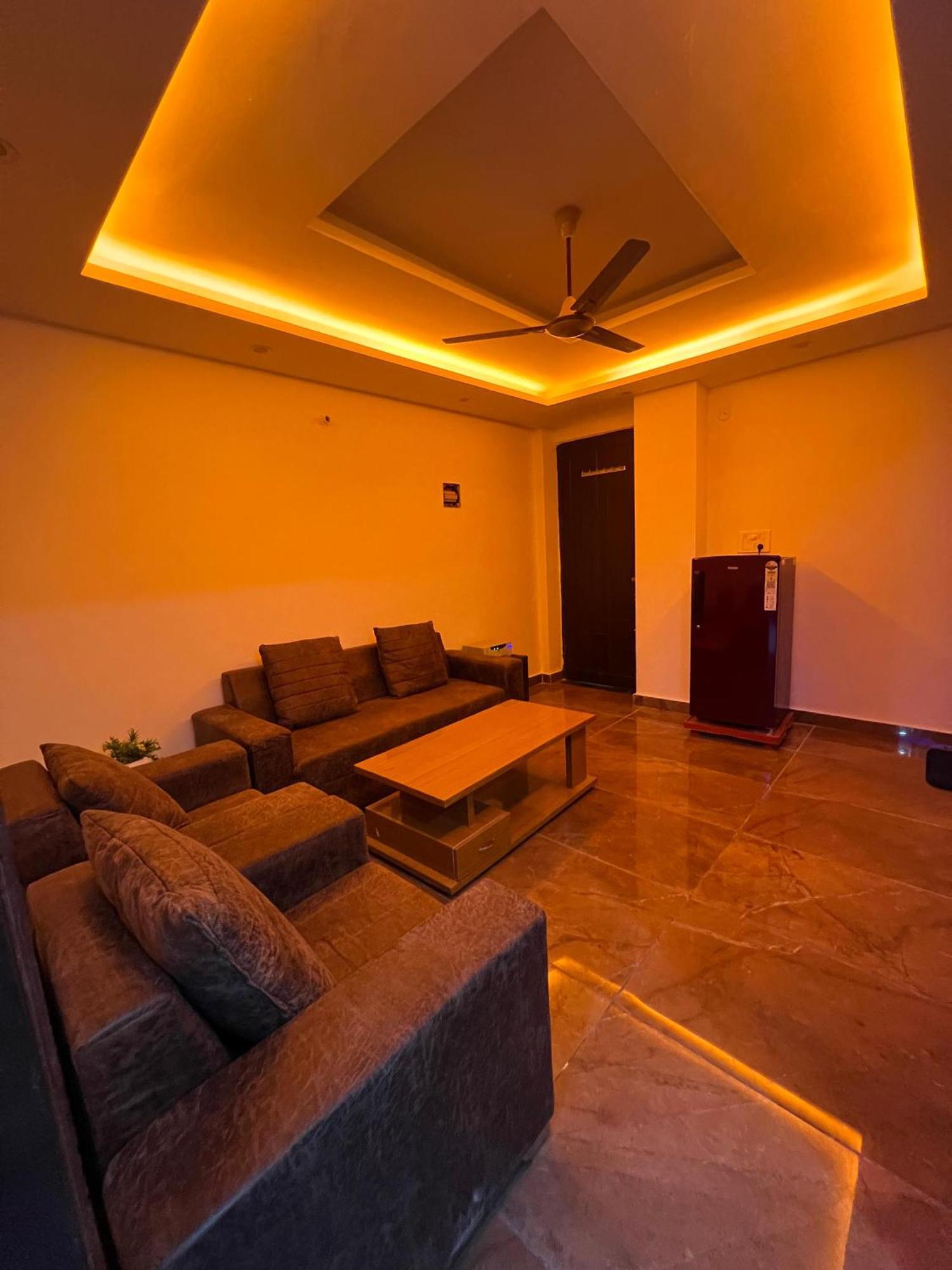 Apartment #utopia-4 *