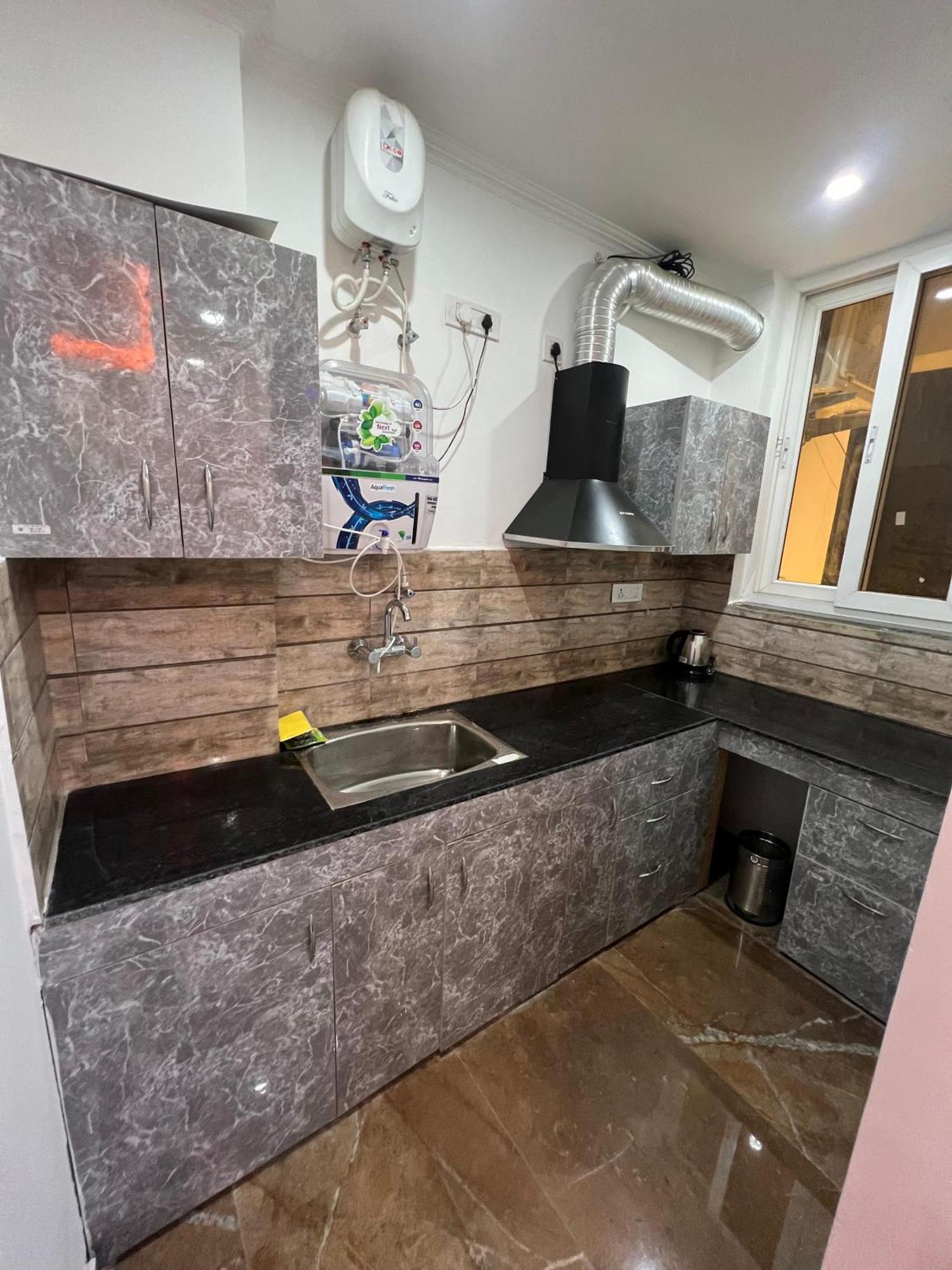 #utopia-4 Apartment *