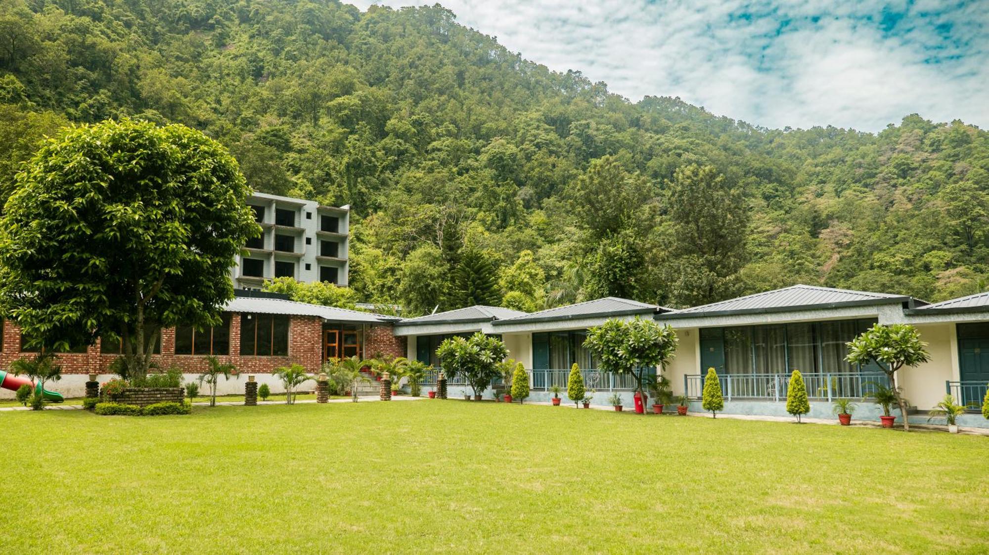 Pacific 4*