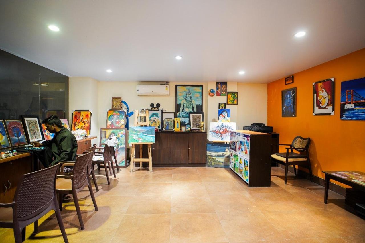 Luxury Aloha Apartments,