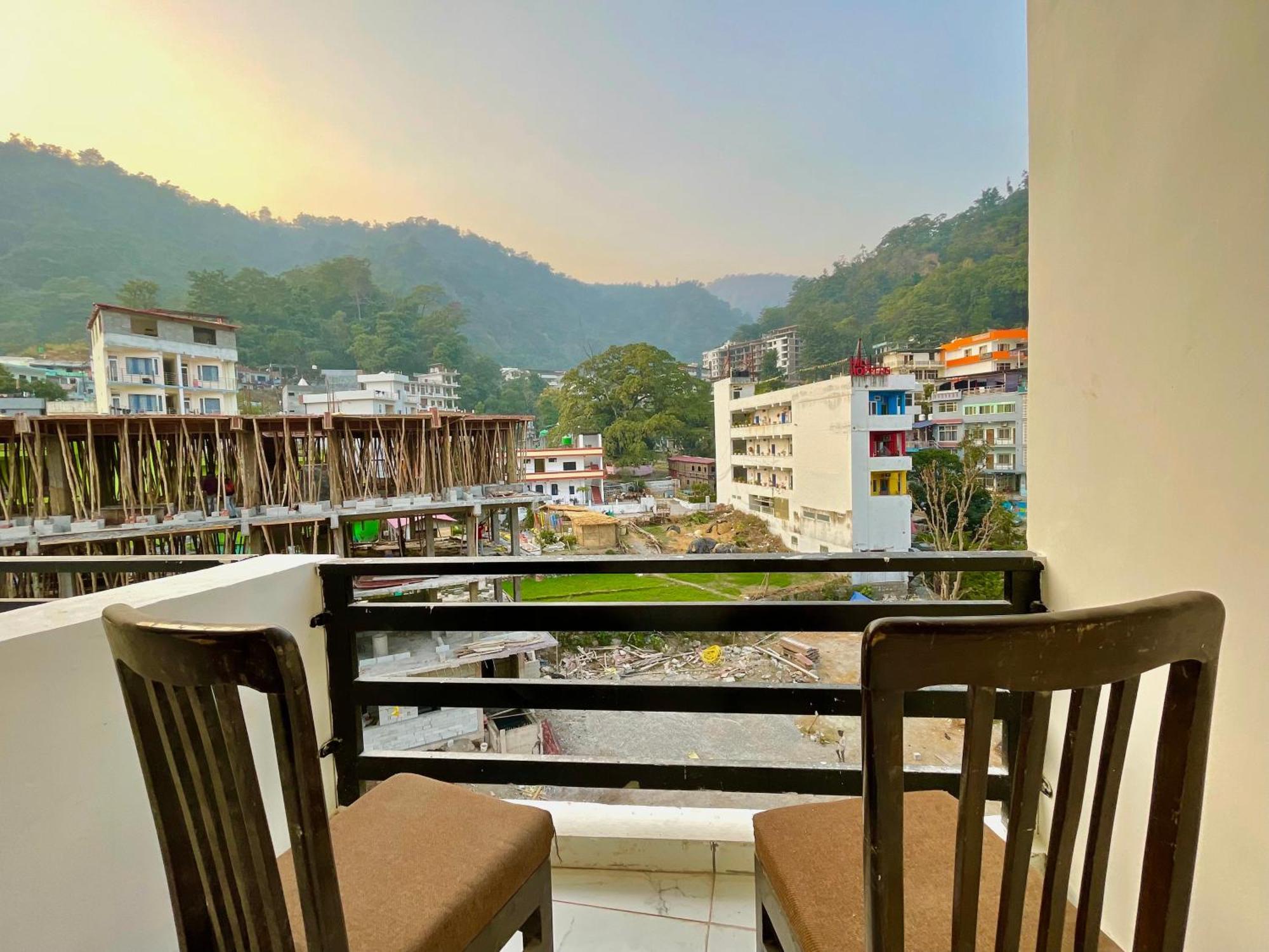 Kedar By Manju Hospitality Hotel *