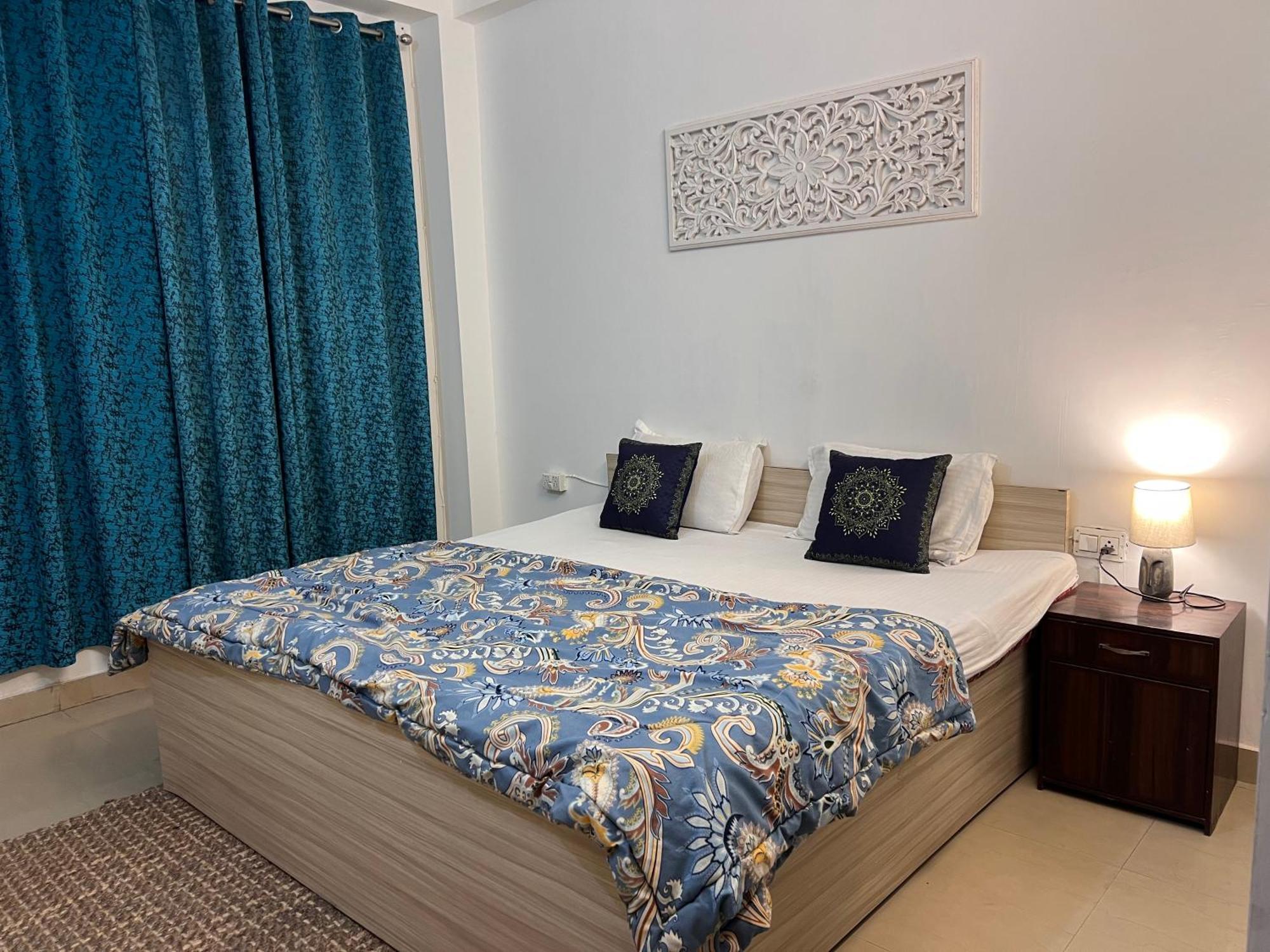 Ensquare - Aesthetic 2 Bedroom, 1 Living With Kitchen Near Top Location Laxman Jhula * Rishikesh