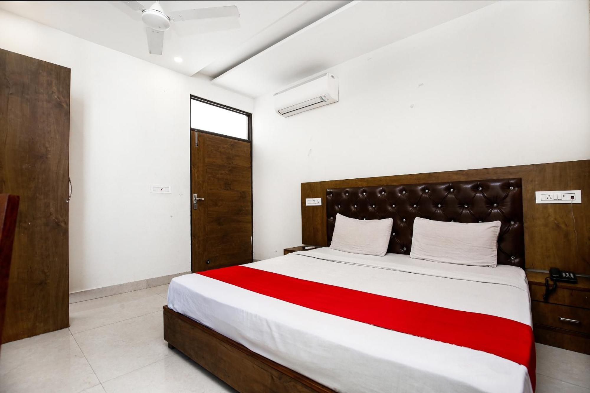 Shubhra Heights Rishikesh- Mountain & River View ! Prime Location ! Walking From Laxman Jhula ! Top Rated & Most Awarded By Company 4*