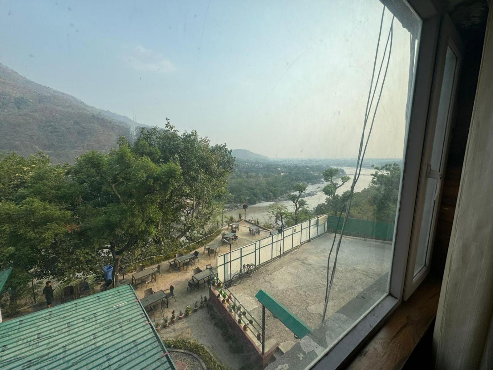 Hotel Dev Ganga 4*
