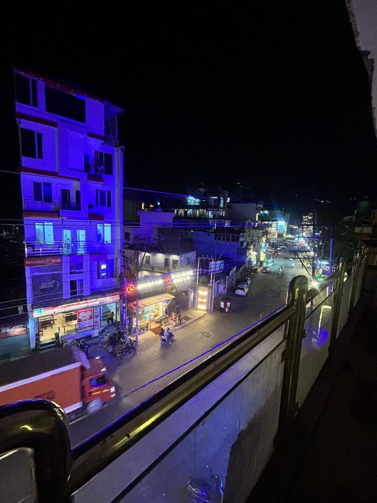 Hotel Dev Ganga Rishikesh