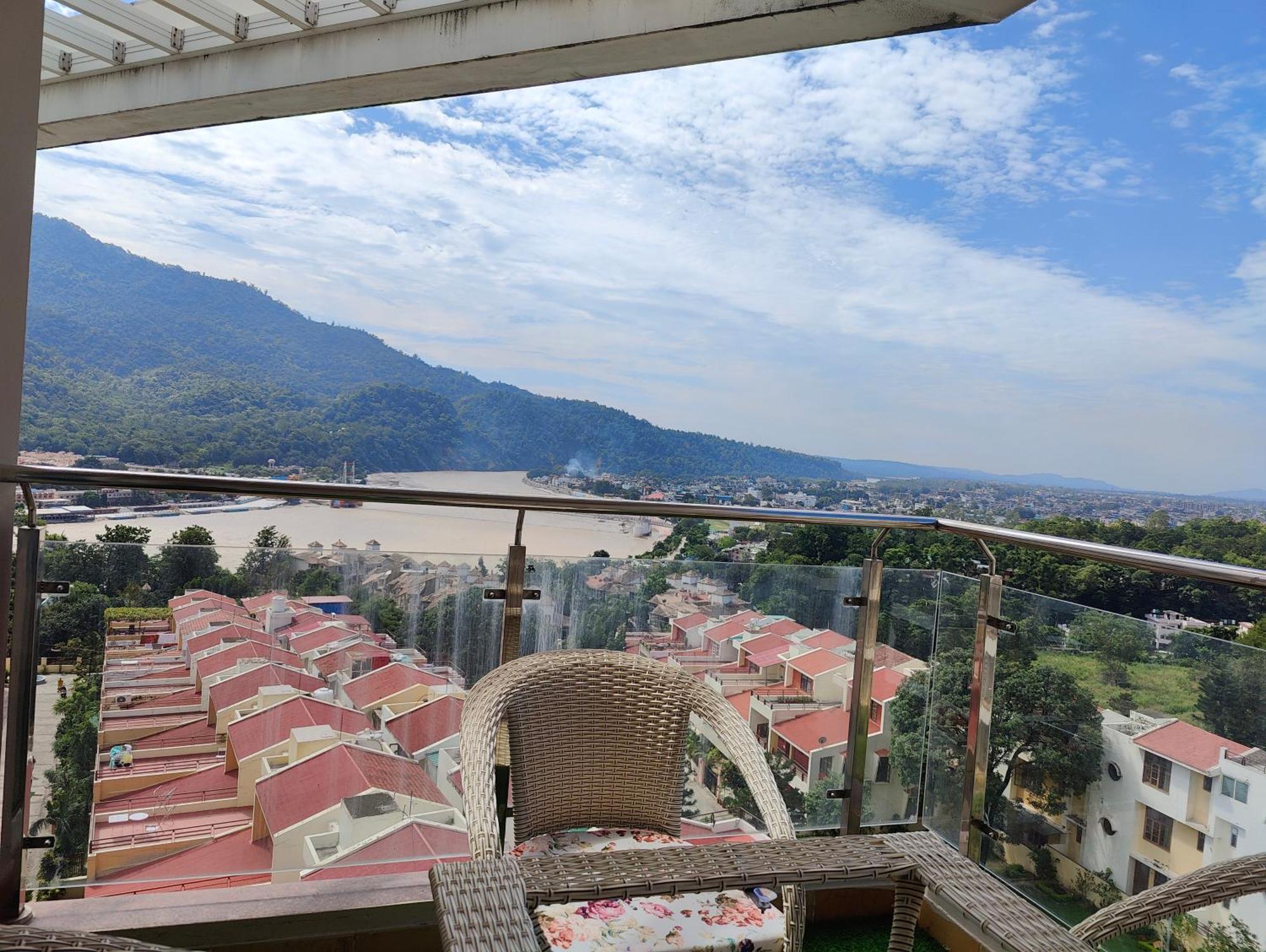 Apartment Riverscape Luxury Penthouse Rishikesh