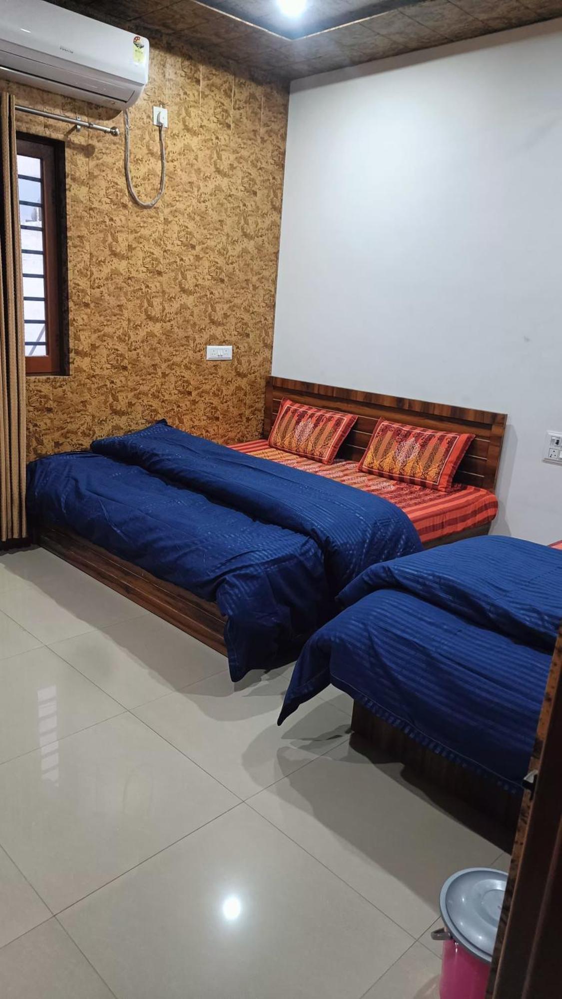 Hotel Darshan