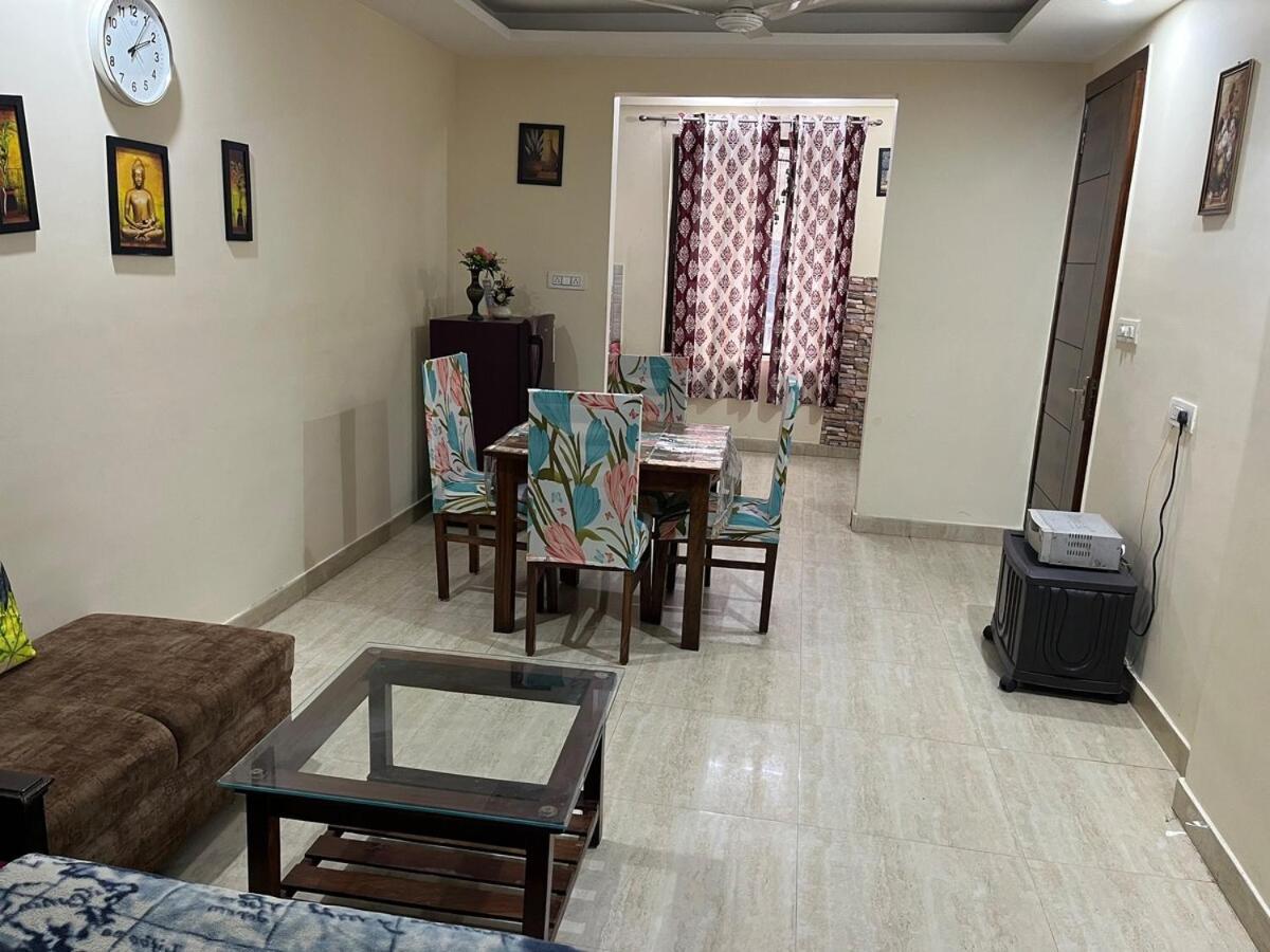 Apartment The Platinum Palisade 1Bhk 2Double Beds Modern Gateway In Tapovan Rishikesh