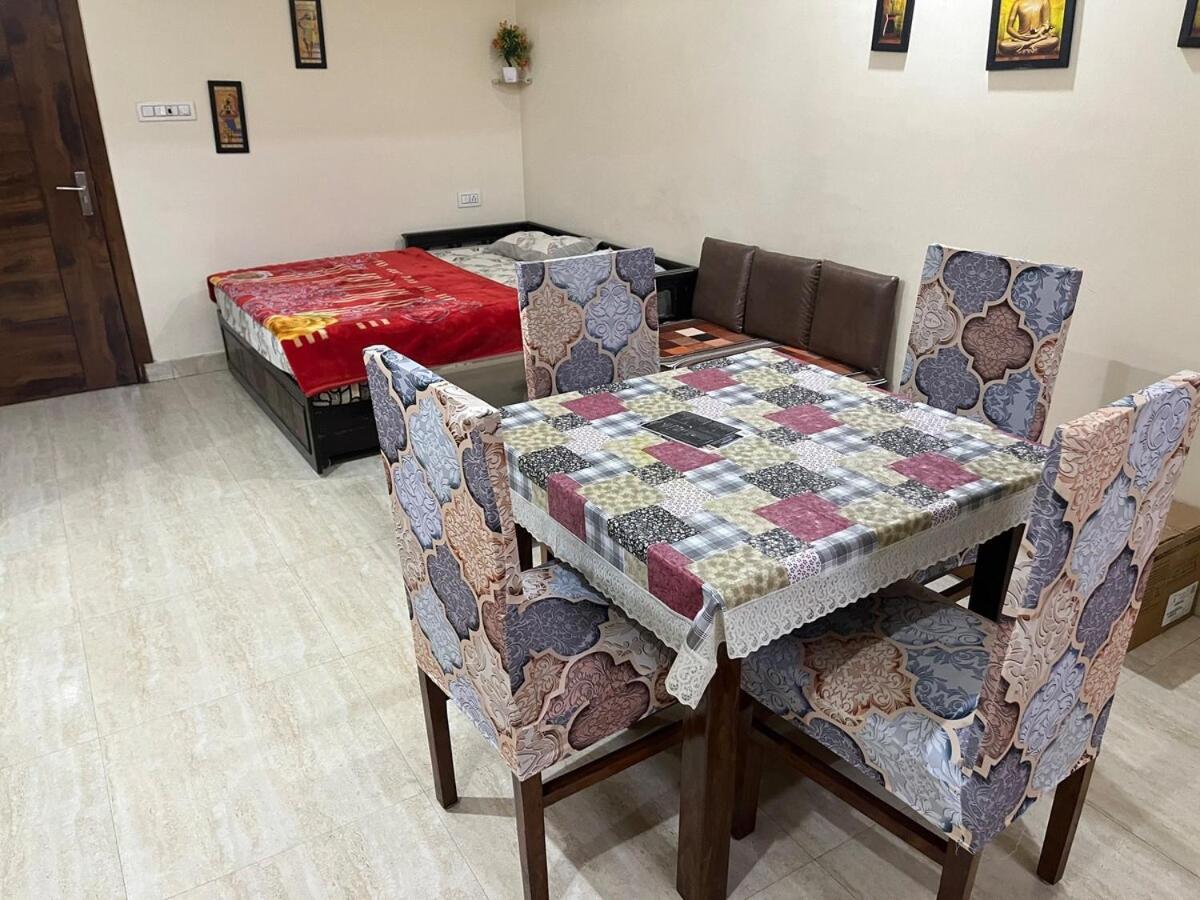 The Platinum Palisade 1Bhk 2Double Beds Modern Gateway In Tapovan * Rishikesh