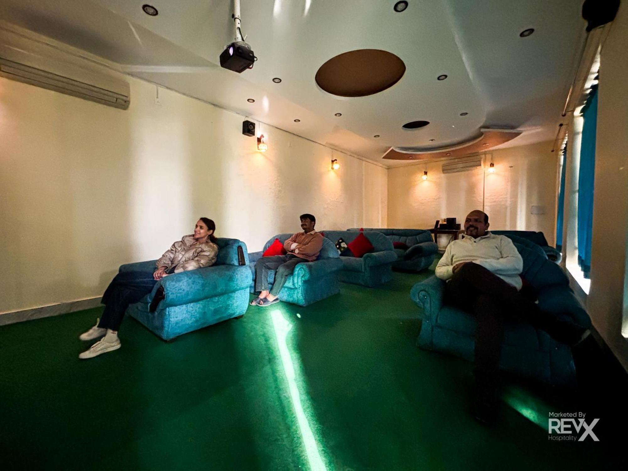 Resort The Neeraj River Forest Ayurvedic Wellness Center 4*