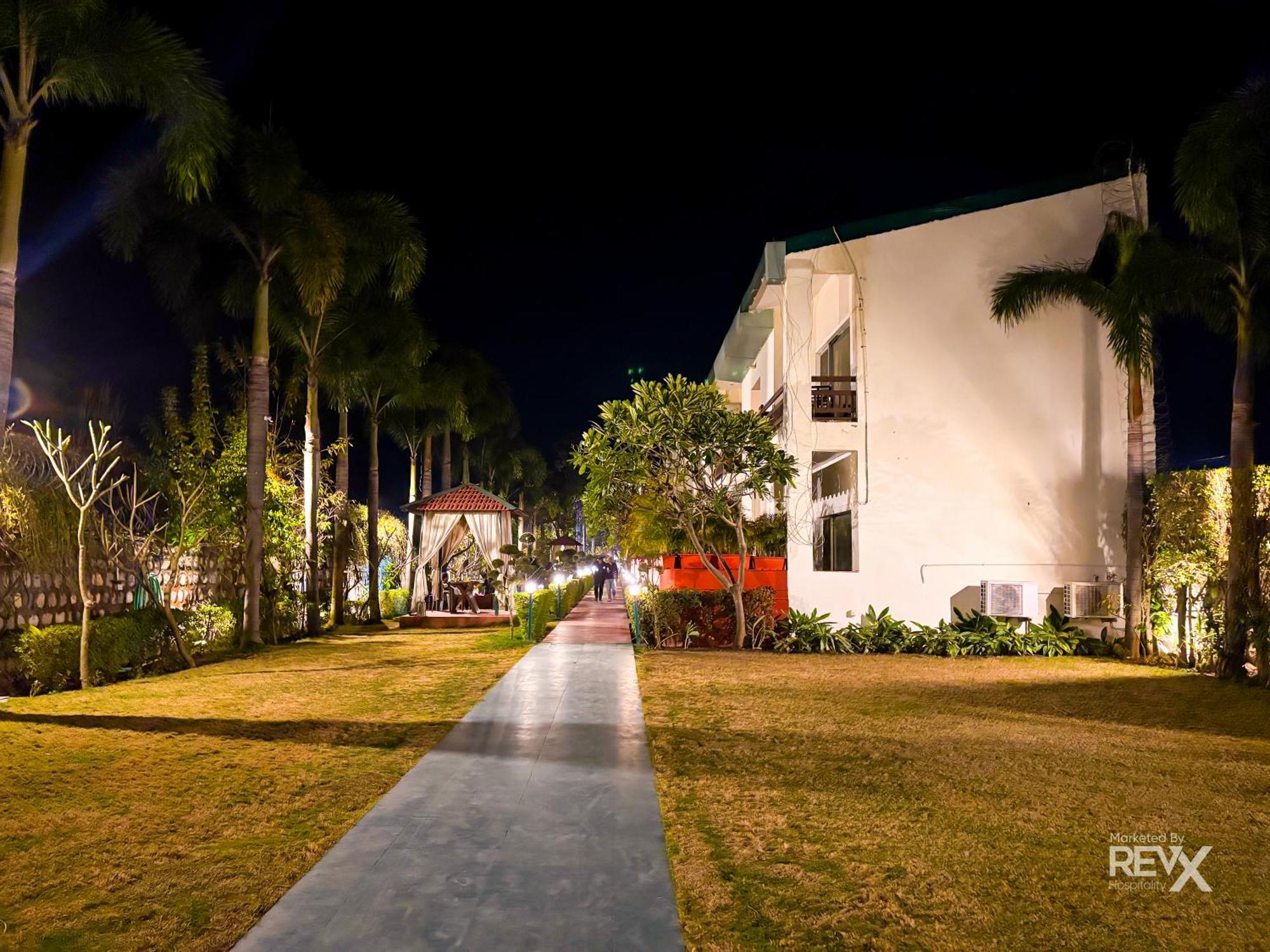 The Neeraj River Forest Ayurvedic Wellness Center 4* Rishikesh
