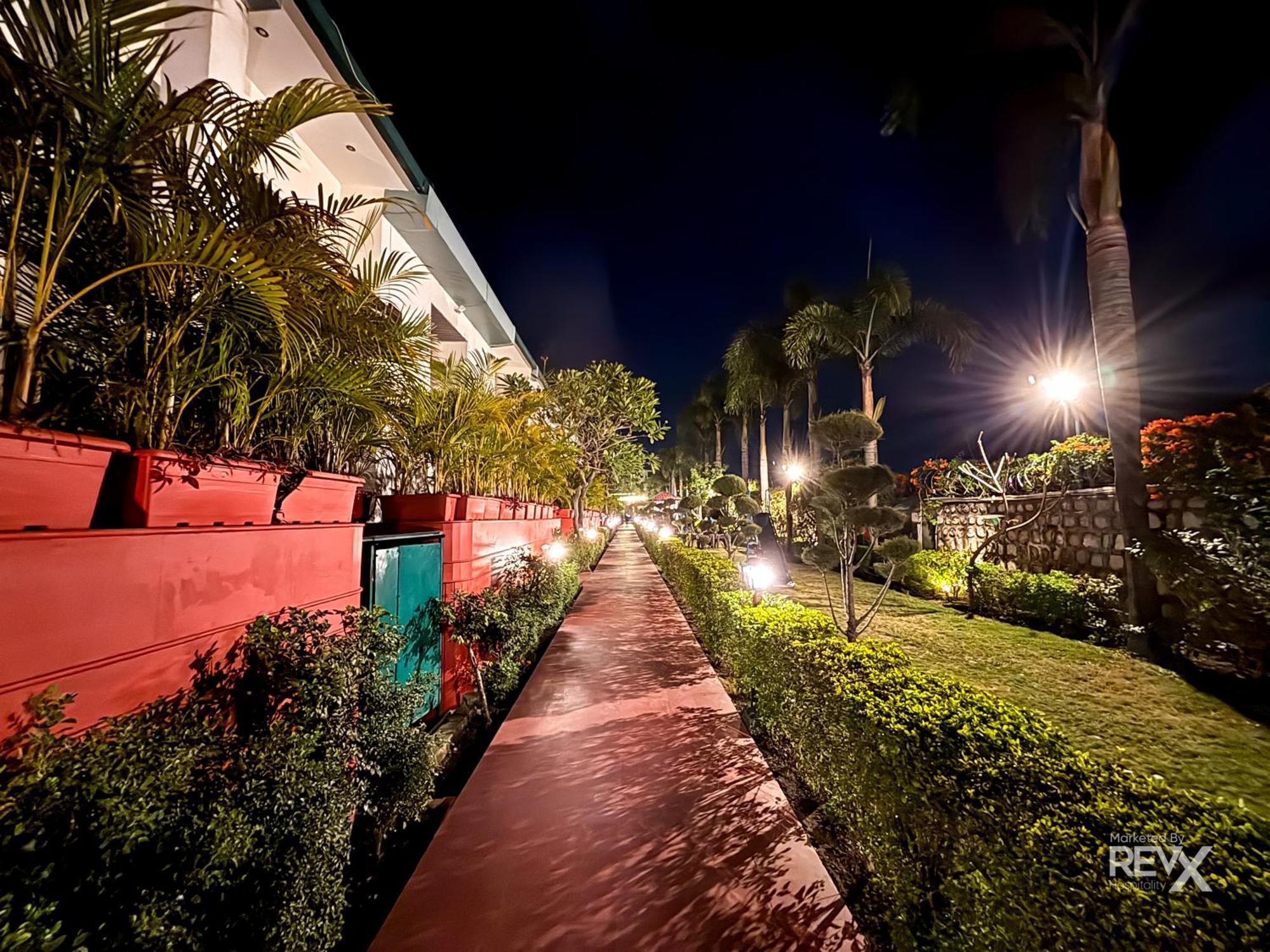 Resort The Neeraj River Forest Ayurvedic Wellness Center