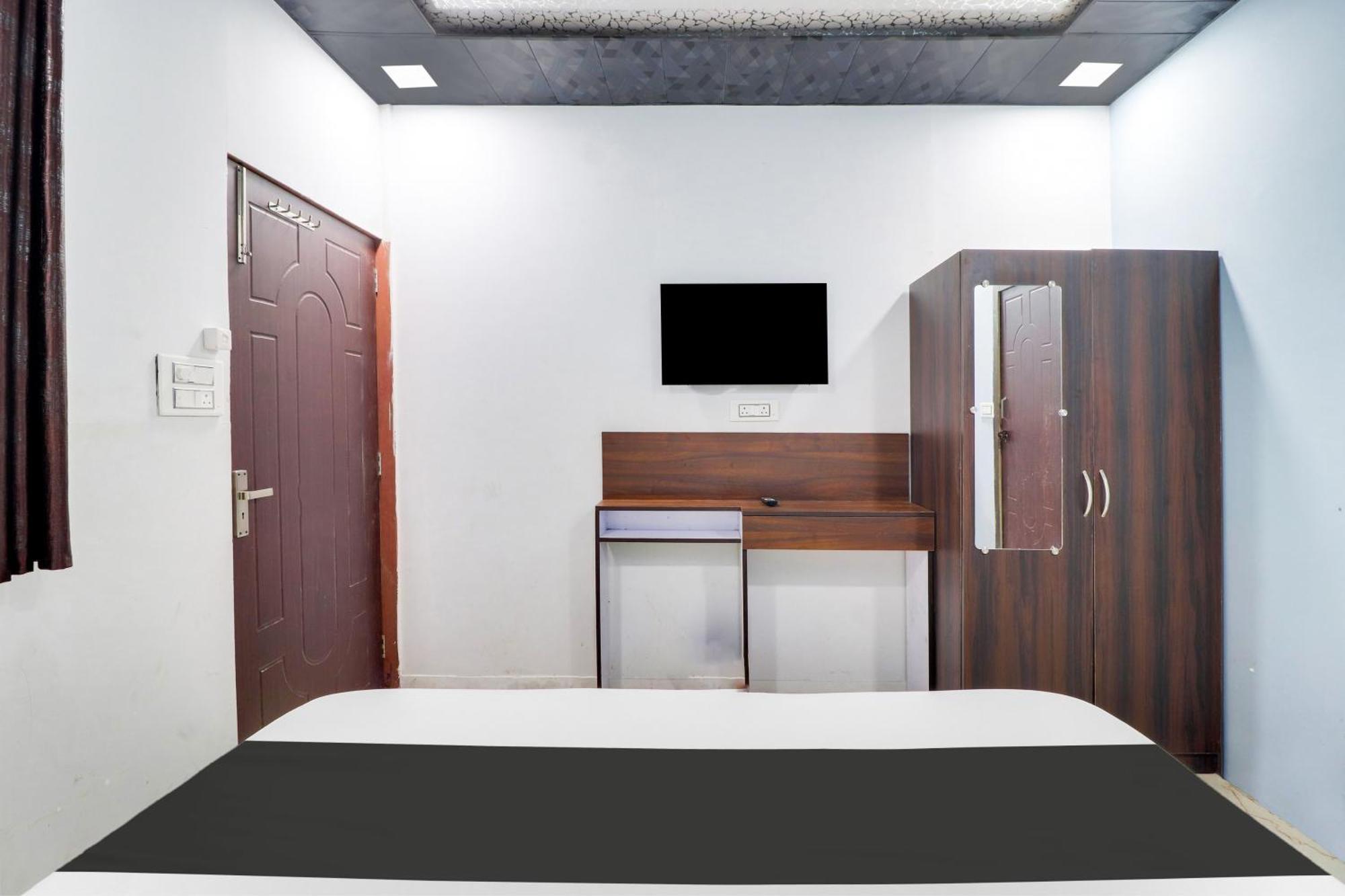 Hotel O Dharohar