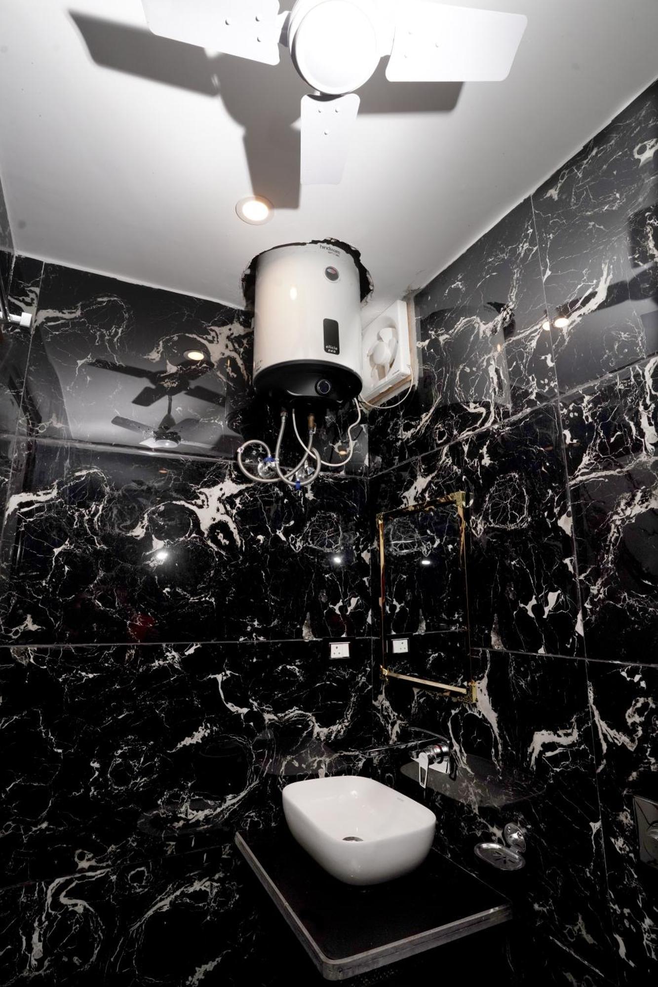Hotel Silver - Tapovan 4*