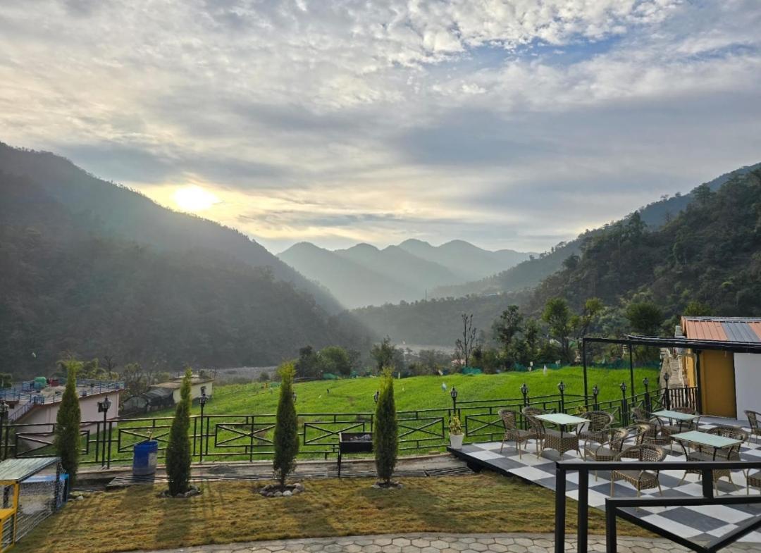 Hotel Nature On The Rocks Glamping 4*
