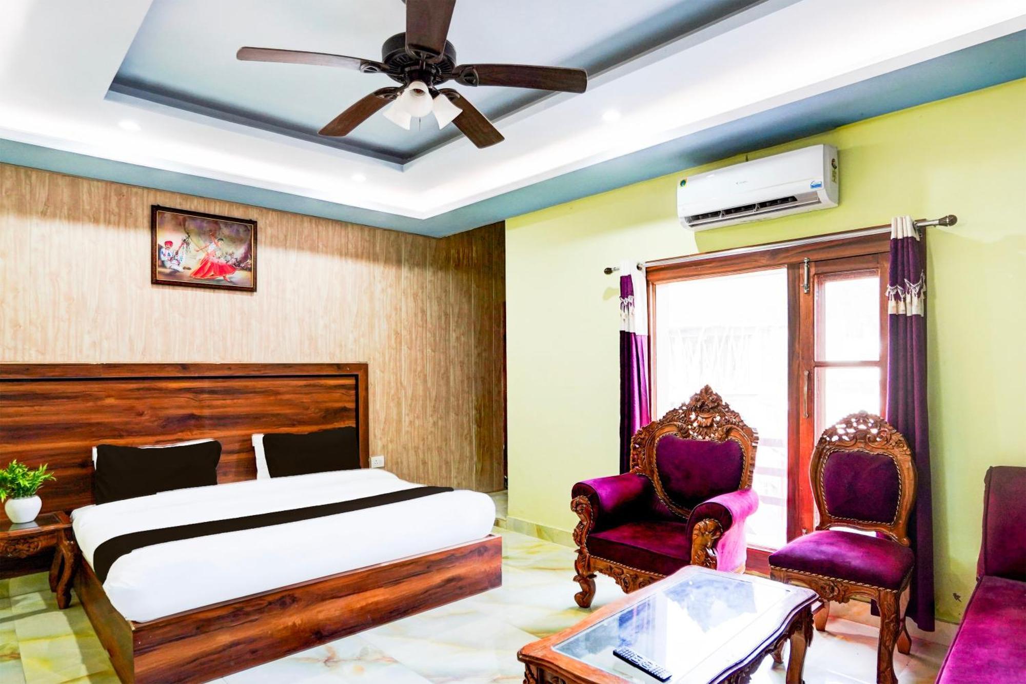 Super O Balaknath Temple Road Tapovan Hotel