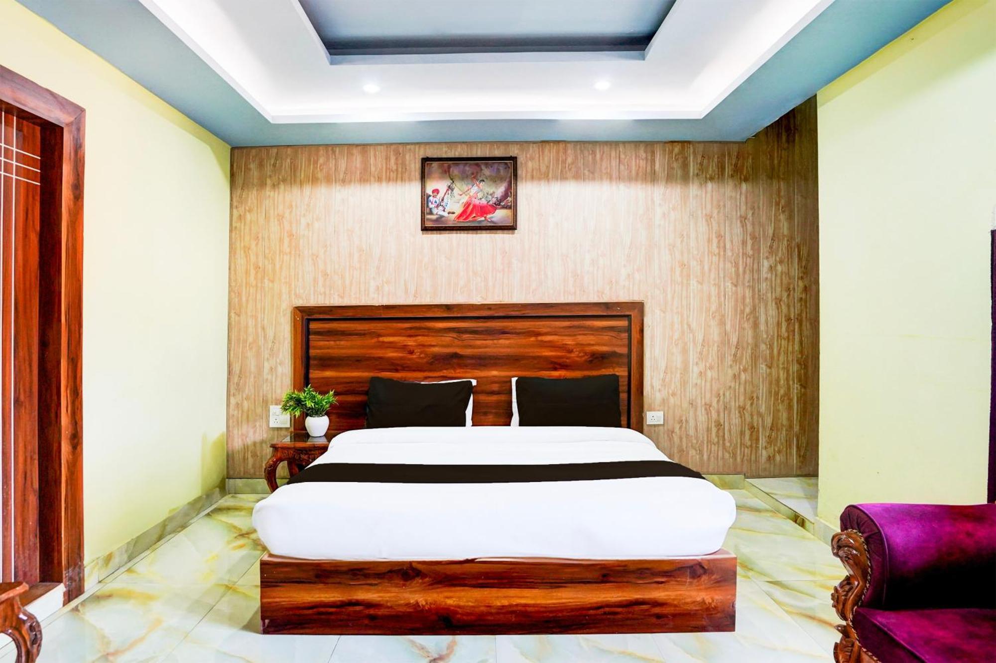 Hotel Super O Balaknath Temple Road Tapovan