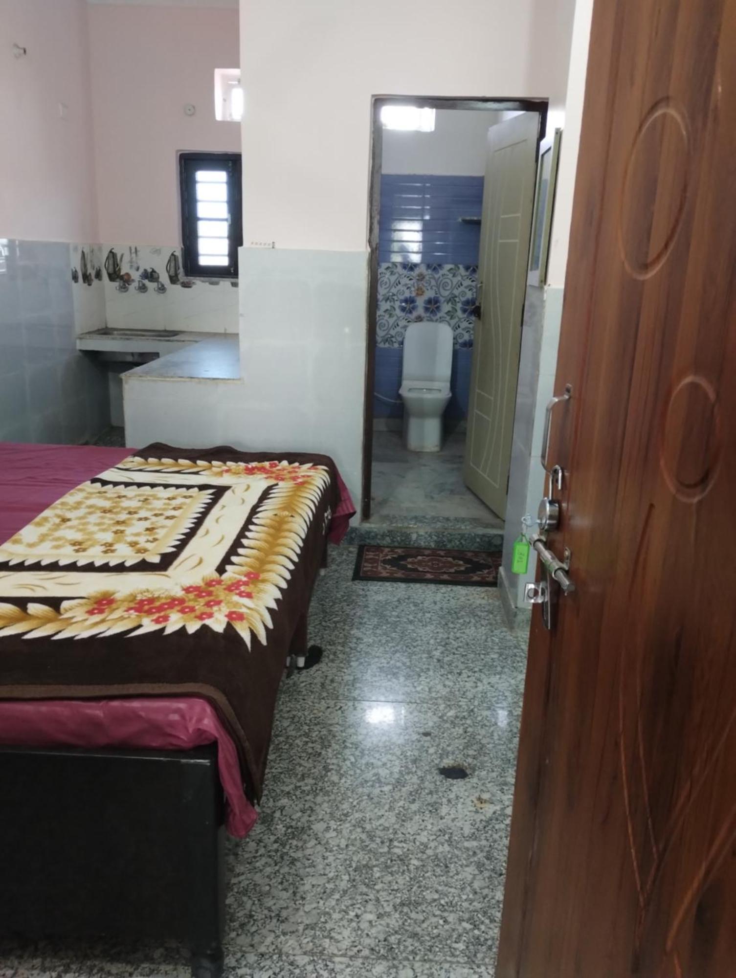 Negi Ngh Guest house Rishikesh