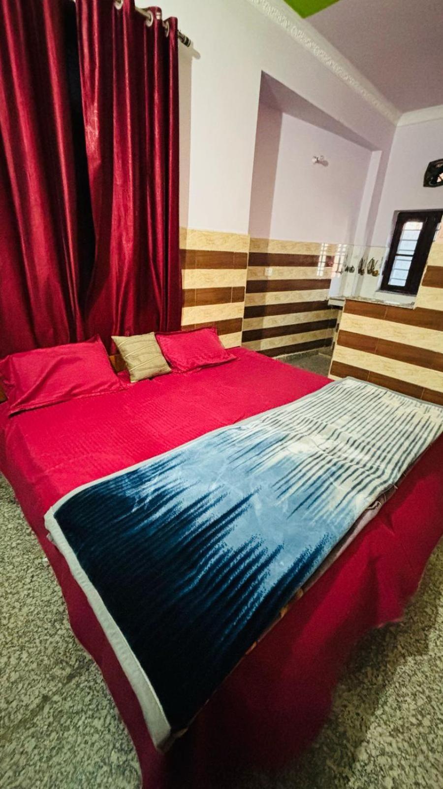 Negi Ngh Guest house Rishikesh