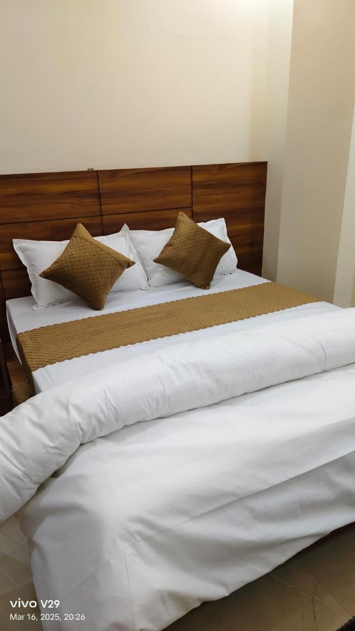 Ganga View Hotel