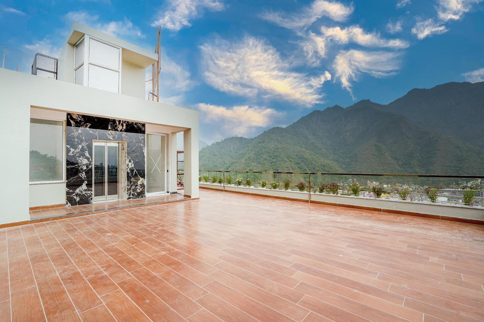 Pinnaki By Levelup Hotel Rishikesh