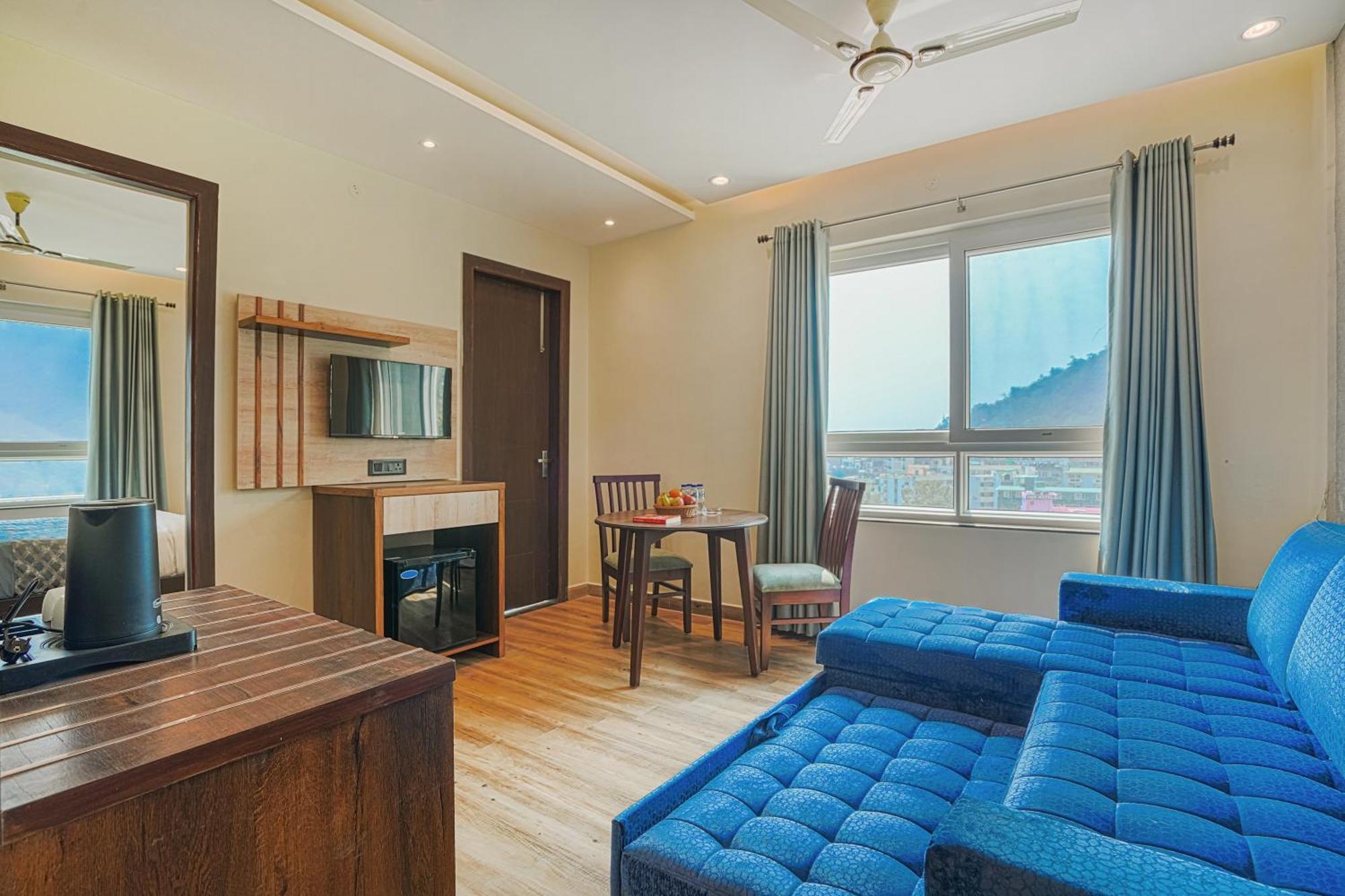Pinnaki By Levelup Hotel