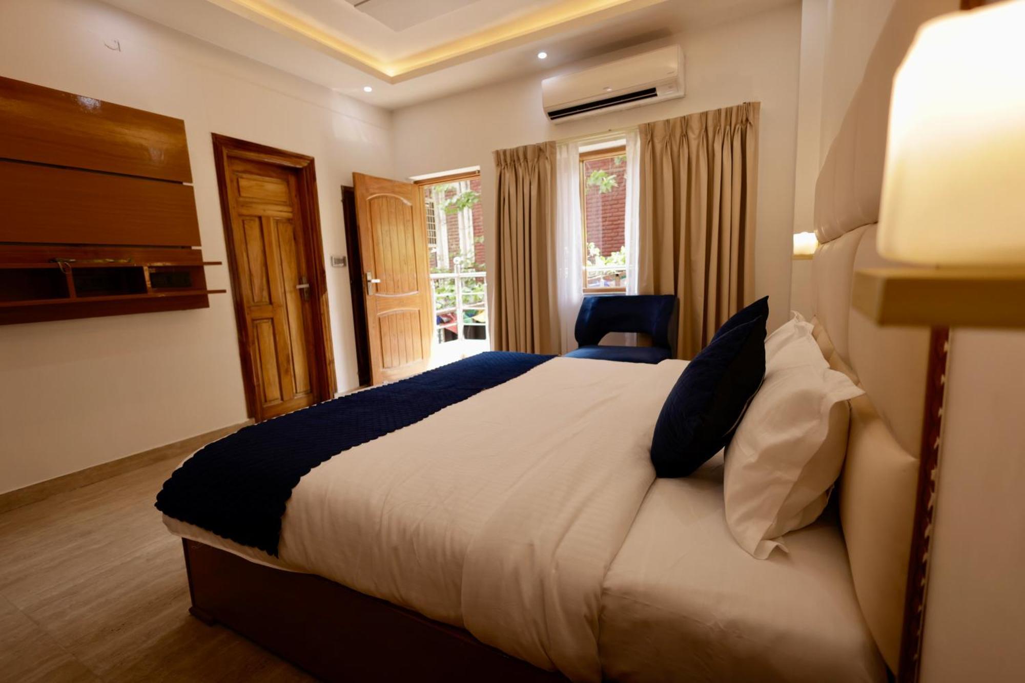 Echos Hotel