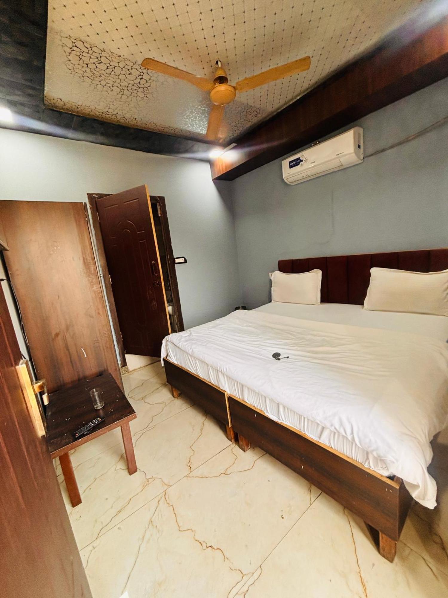Hotel Dharohar Chandrabhaga Rishikesh