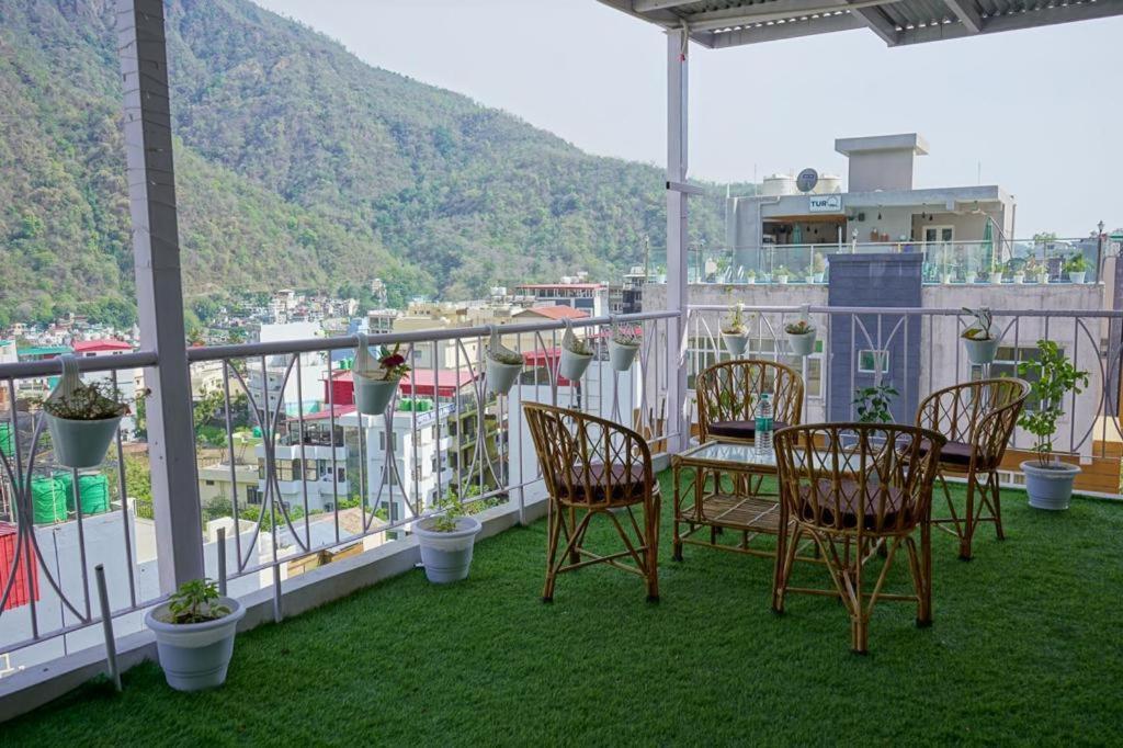 1 Bhk Living Homestay *