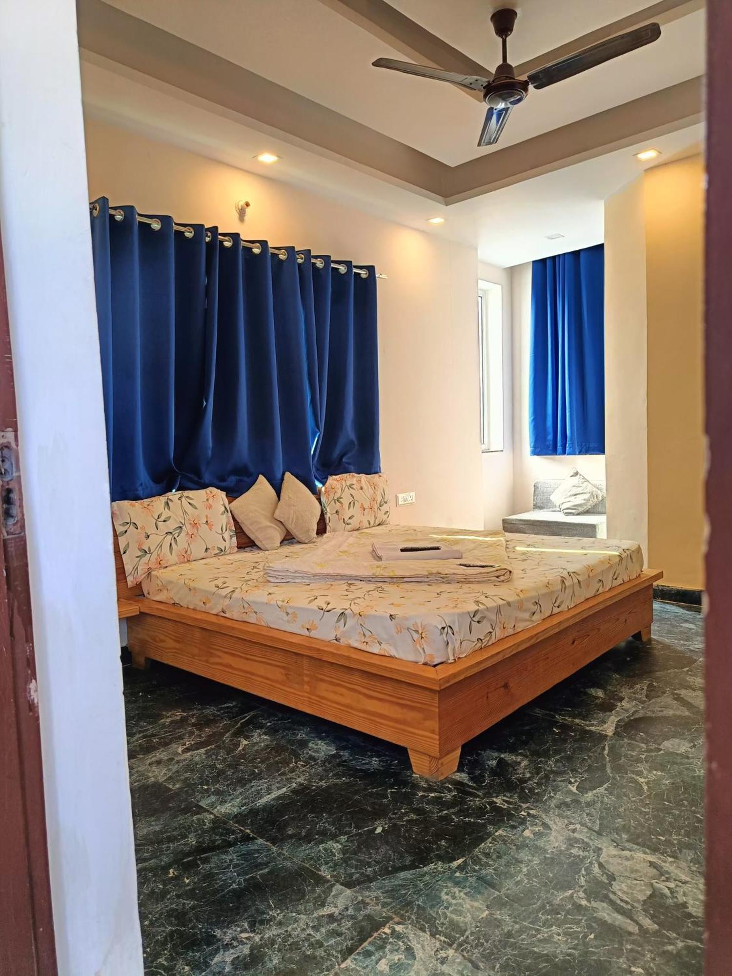 Bed & Breakfast Tatsat Homes By The Ganges *