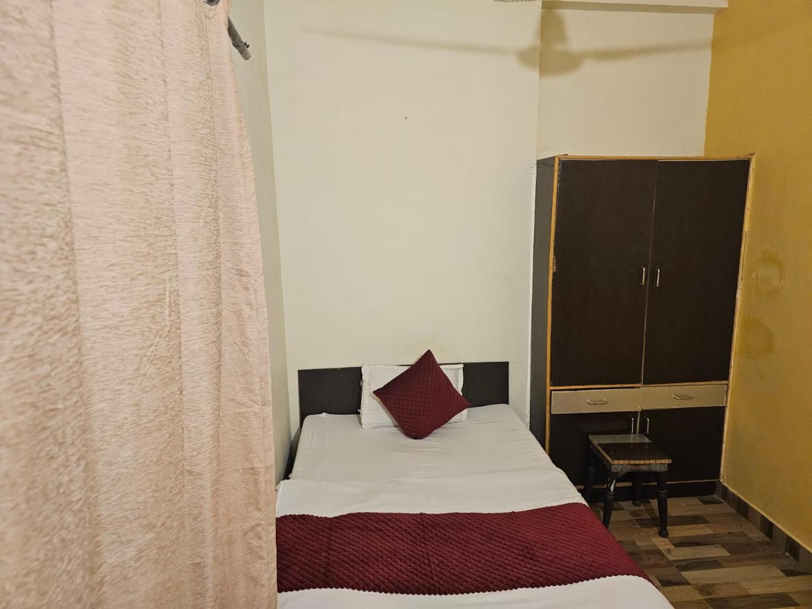 Exotic Hotel