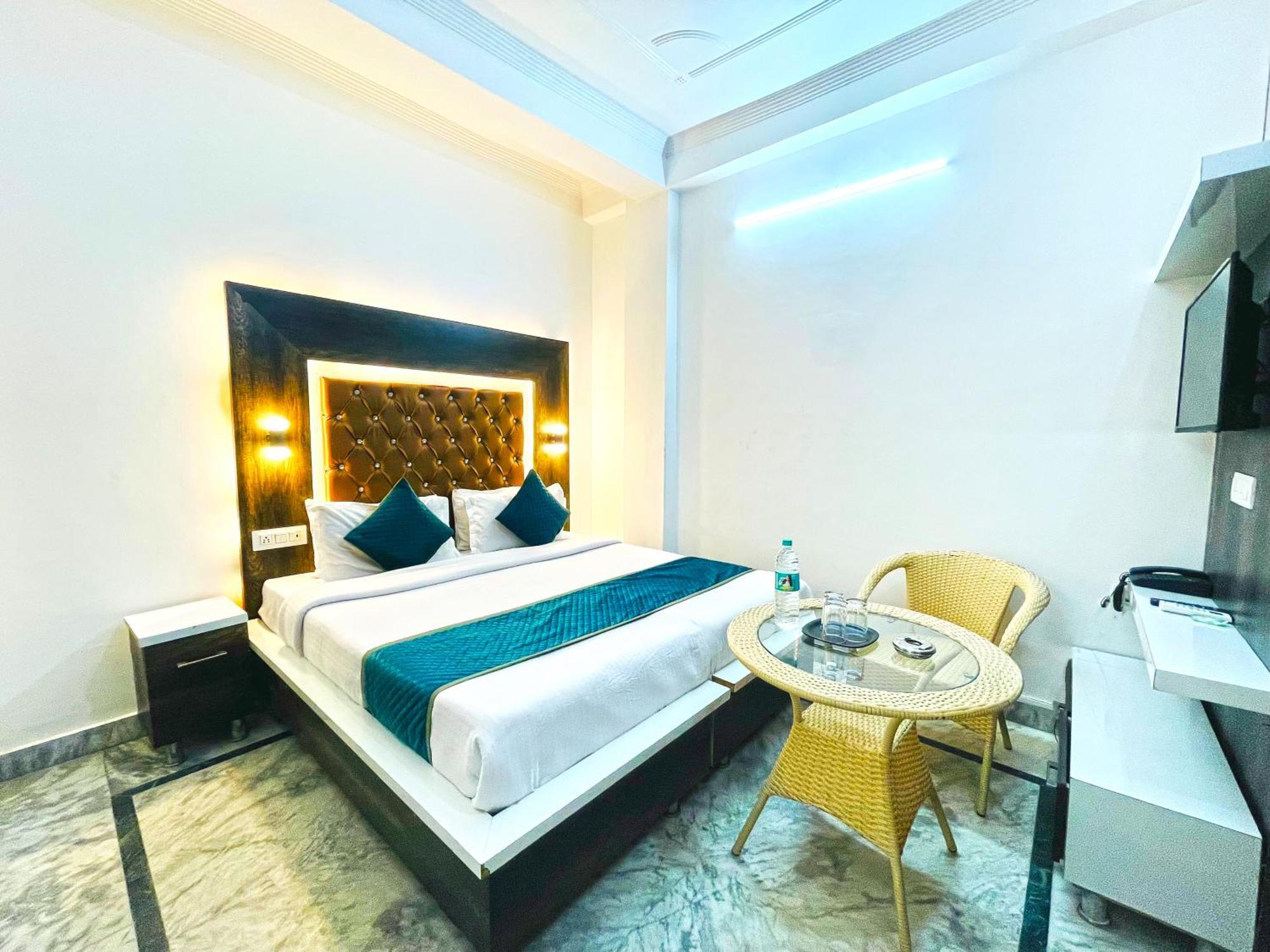 The Premium Hotel Rishikesh
