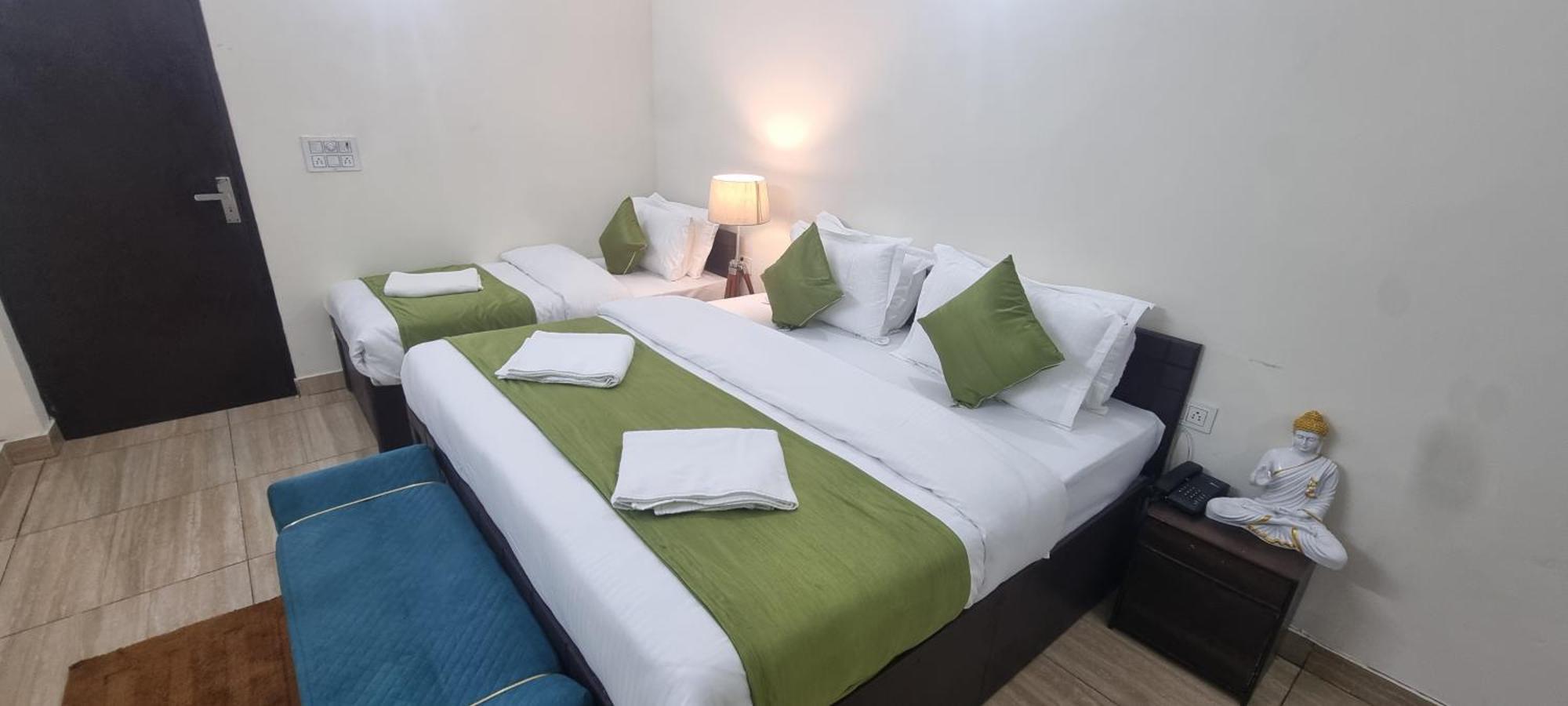 Around Stays-hotel Foothill, Tapovan Rishikesh