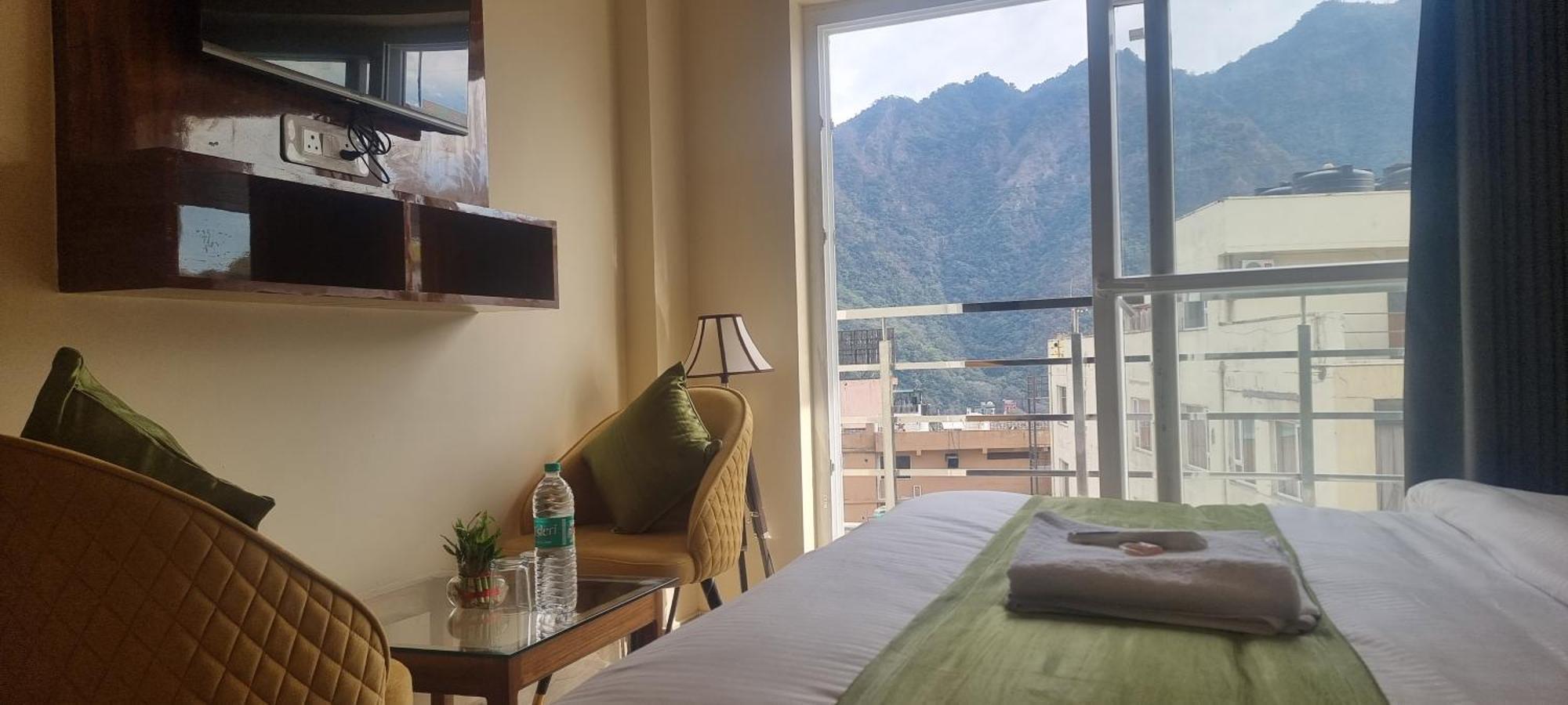 Around Stays-house Of Tourists Hotel Rishikesh