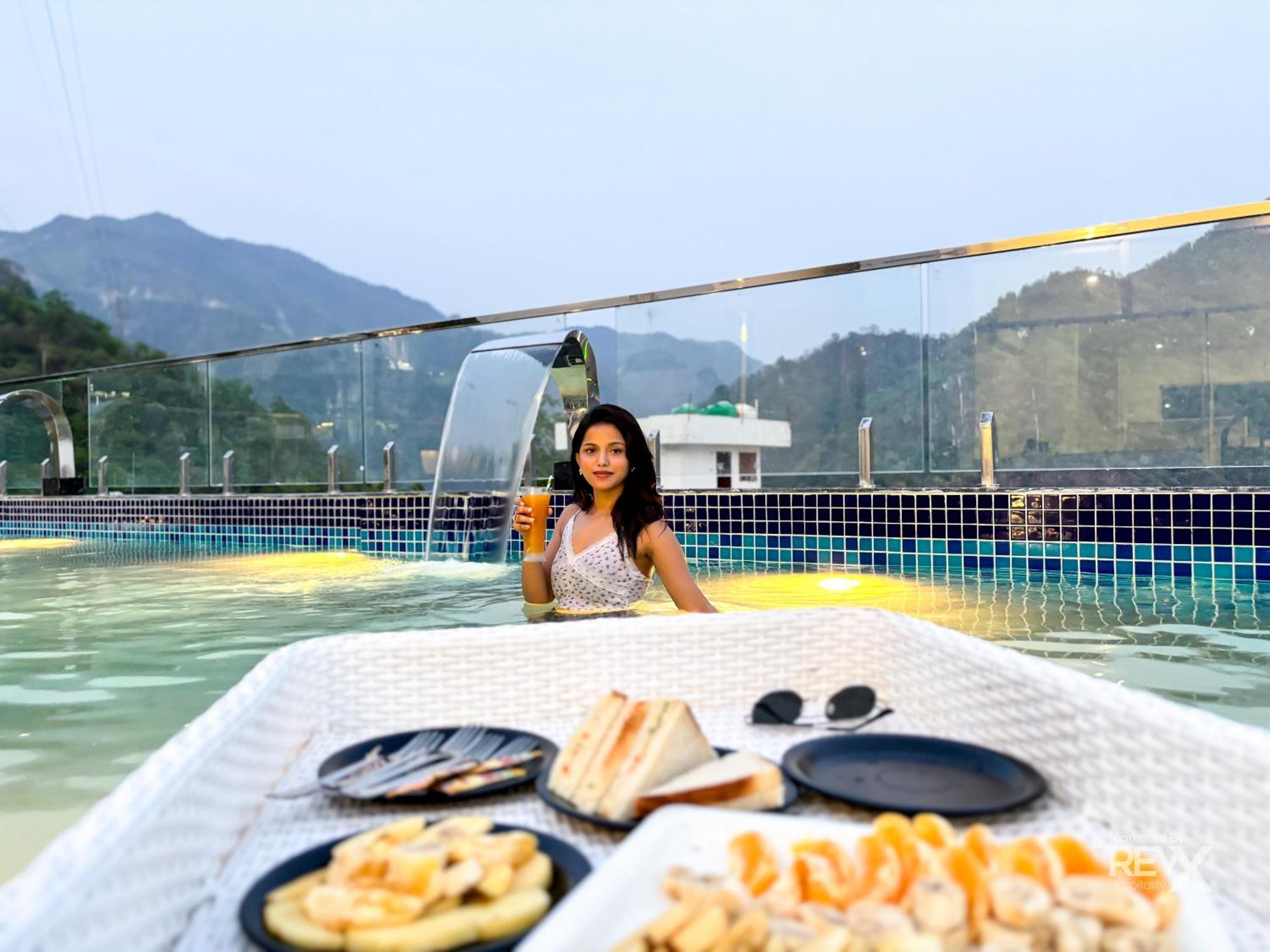 Oak Leaf Hotel 4*